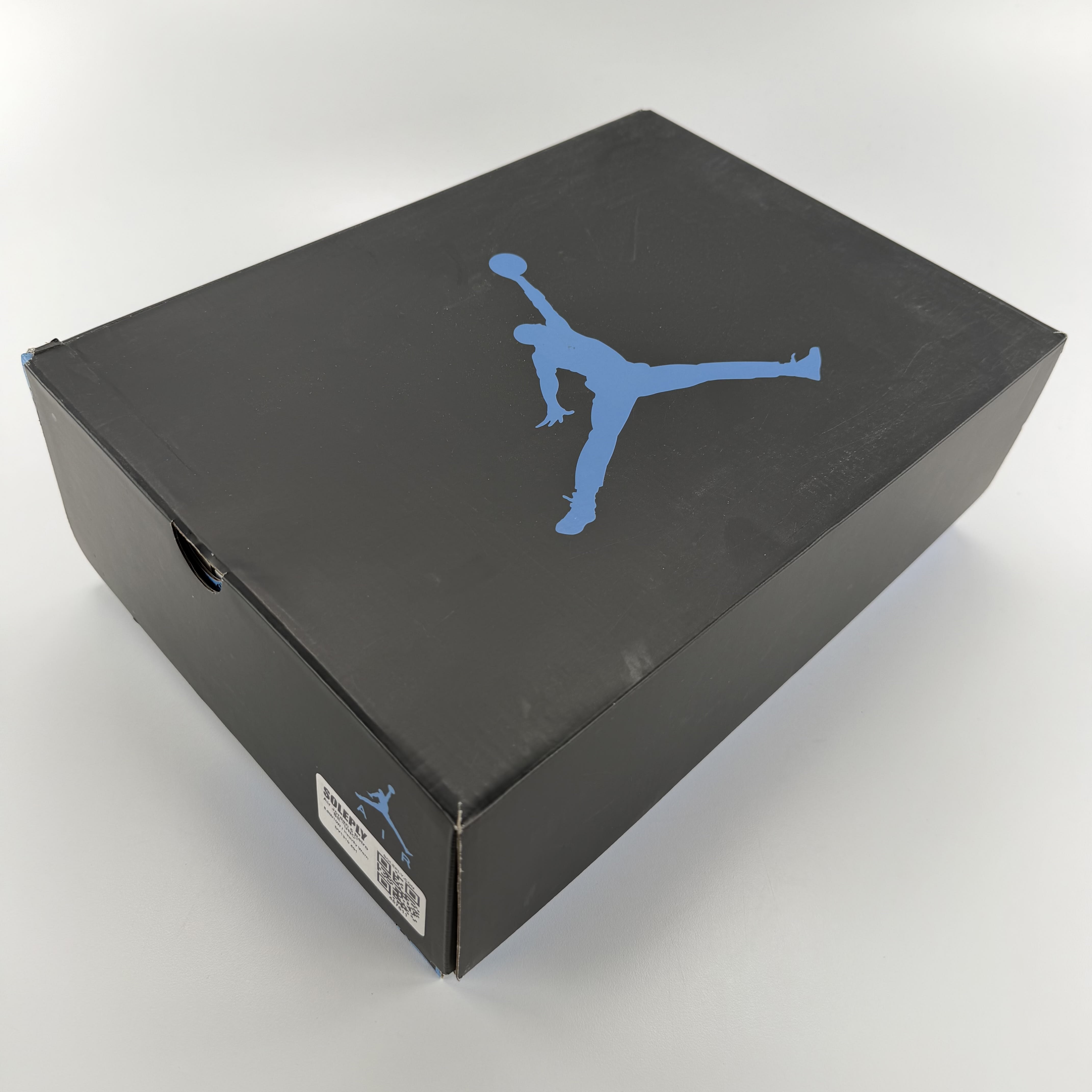 457611 Air Jordan 5 Retro SE "UNC"