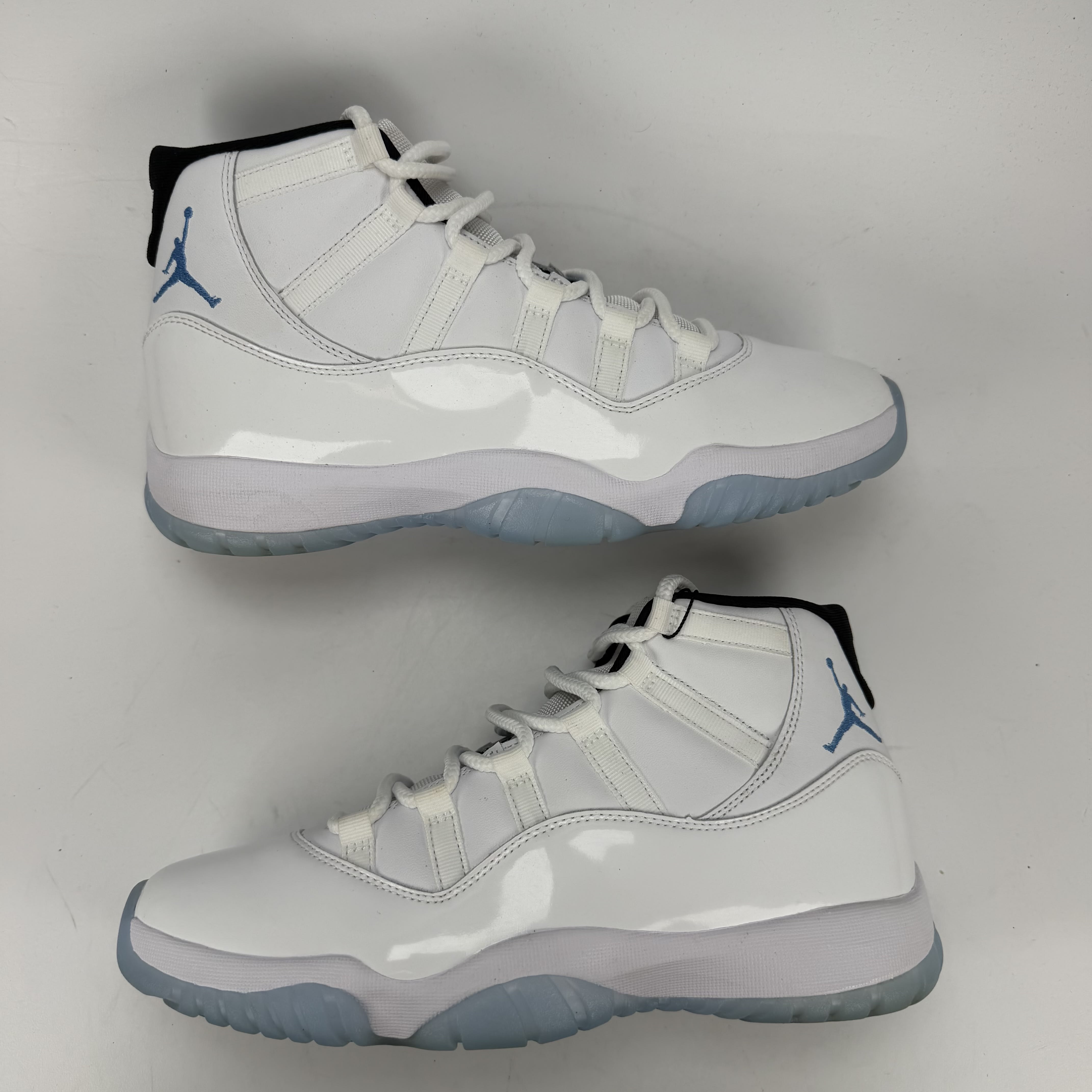 SP5148 Jordan 11 Retro Legend Blue (2024)