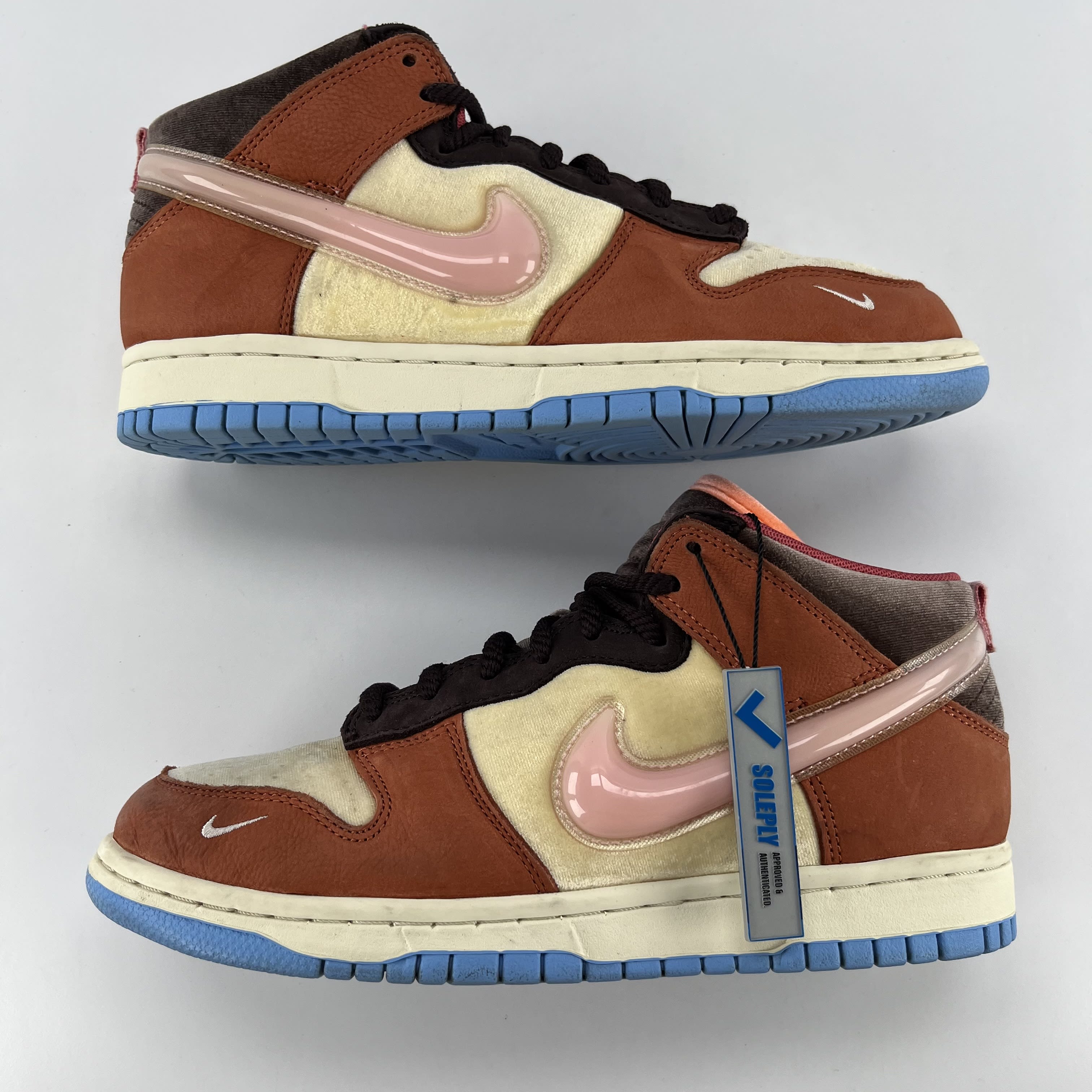 495029 Social Status x Dunk Mid 'Chocolate Milk'