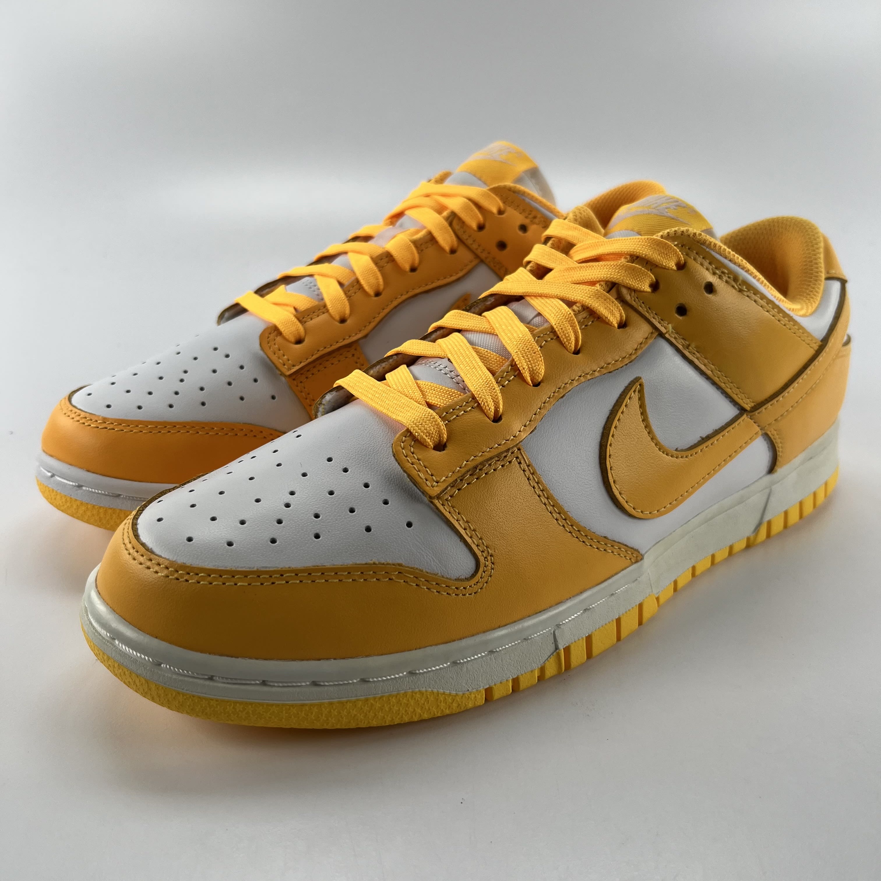 280817 Wmns Dunk Low 'Laser Orange'