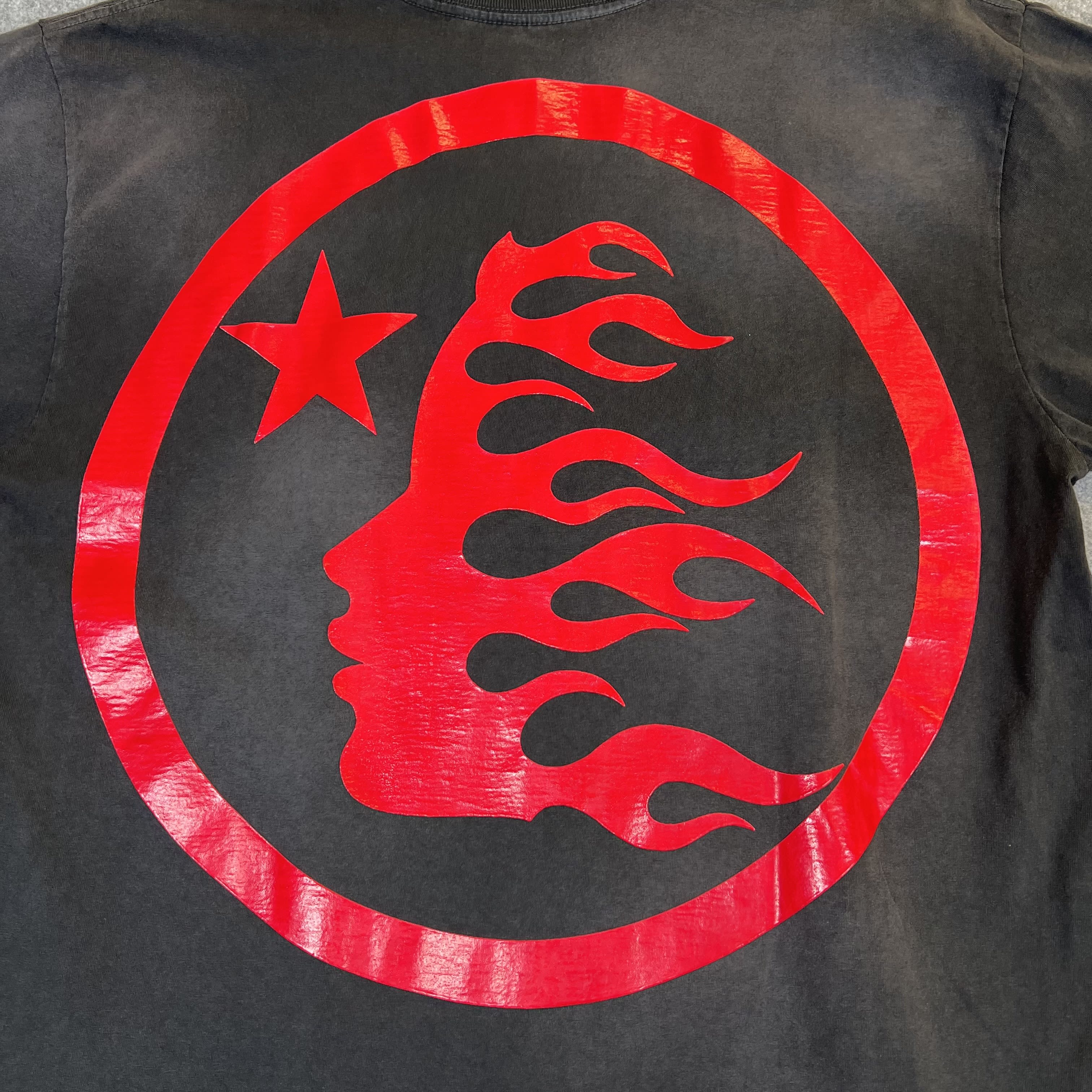 260477 Hellstar Sports Core Gel Logo T-Shirt 'Black/Red'