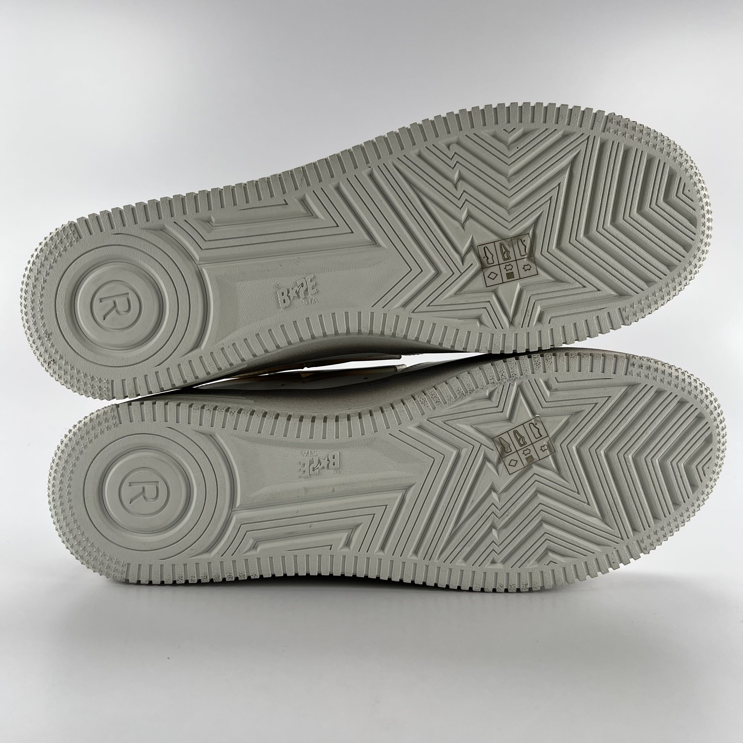 681410 A Bathing Ape Bape Sta #5 White Gradient