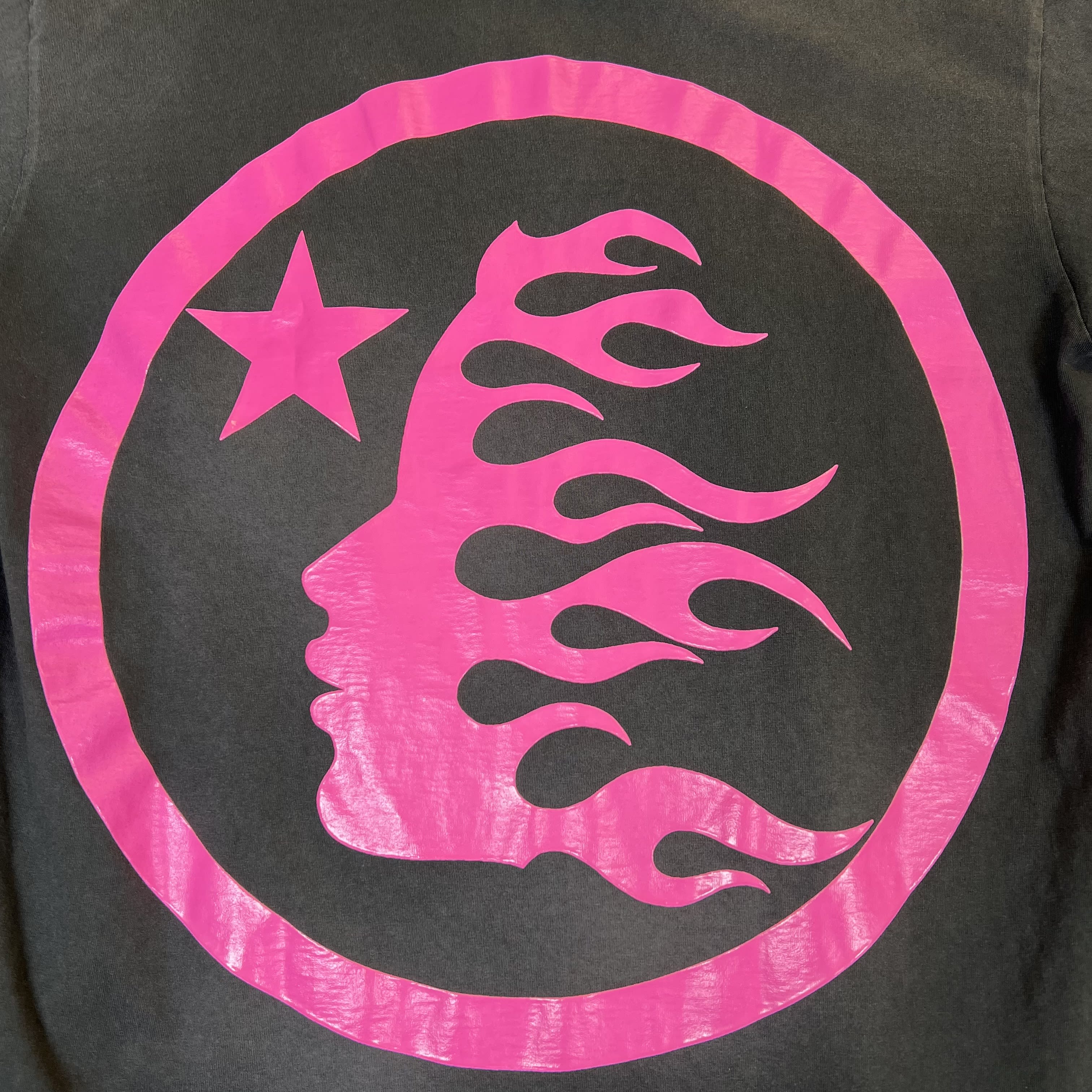 260780 Hellstar Classic T-Shirt (Gel Print) 'Black/Pink'