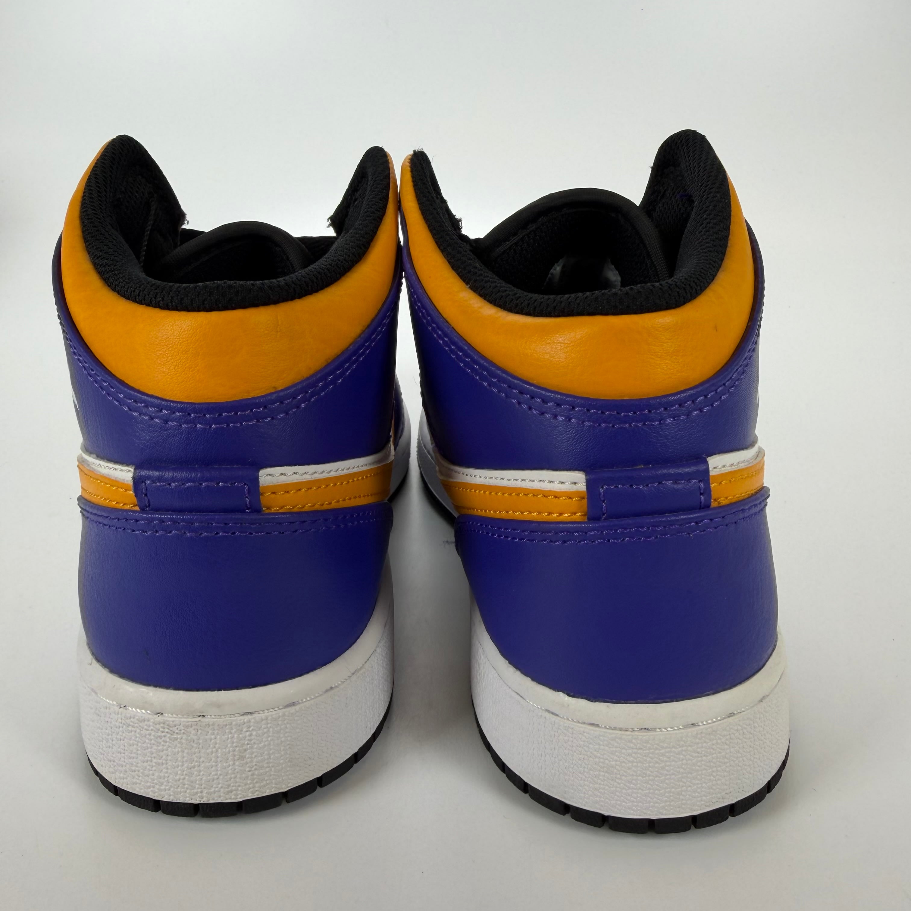 SP5213 Jordan 1 Mid Lakers (2022) (GS)