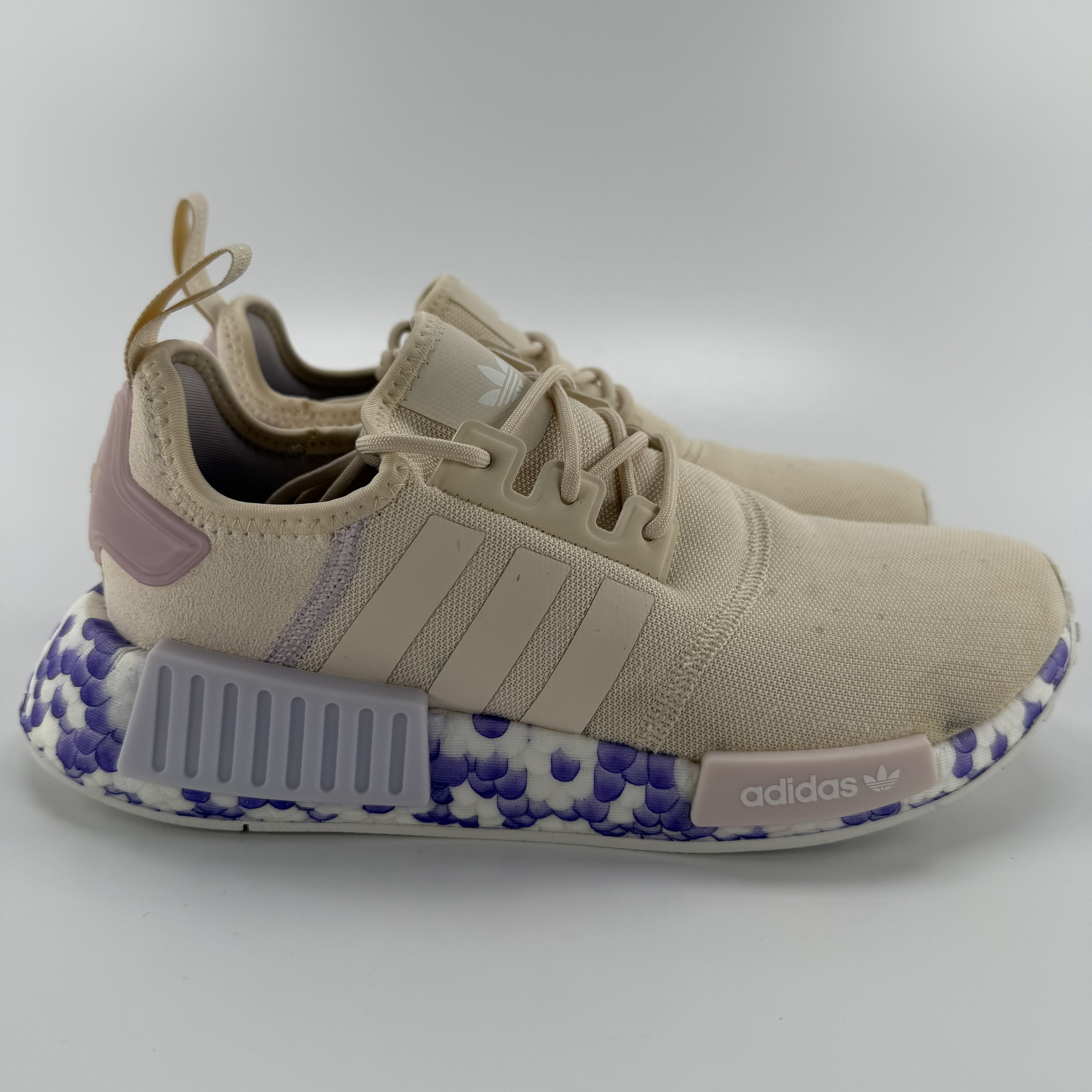 509998 Wmns NMD_R1 'Color Splash - Wonder White Purple Tint'