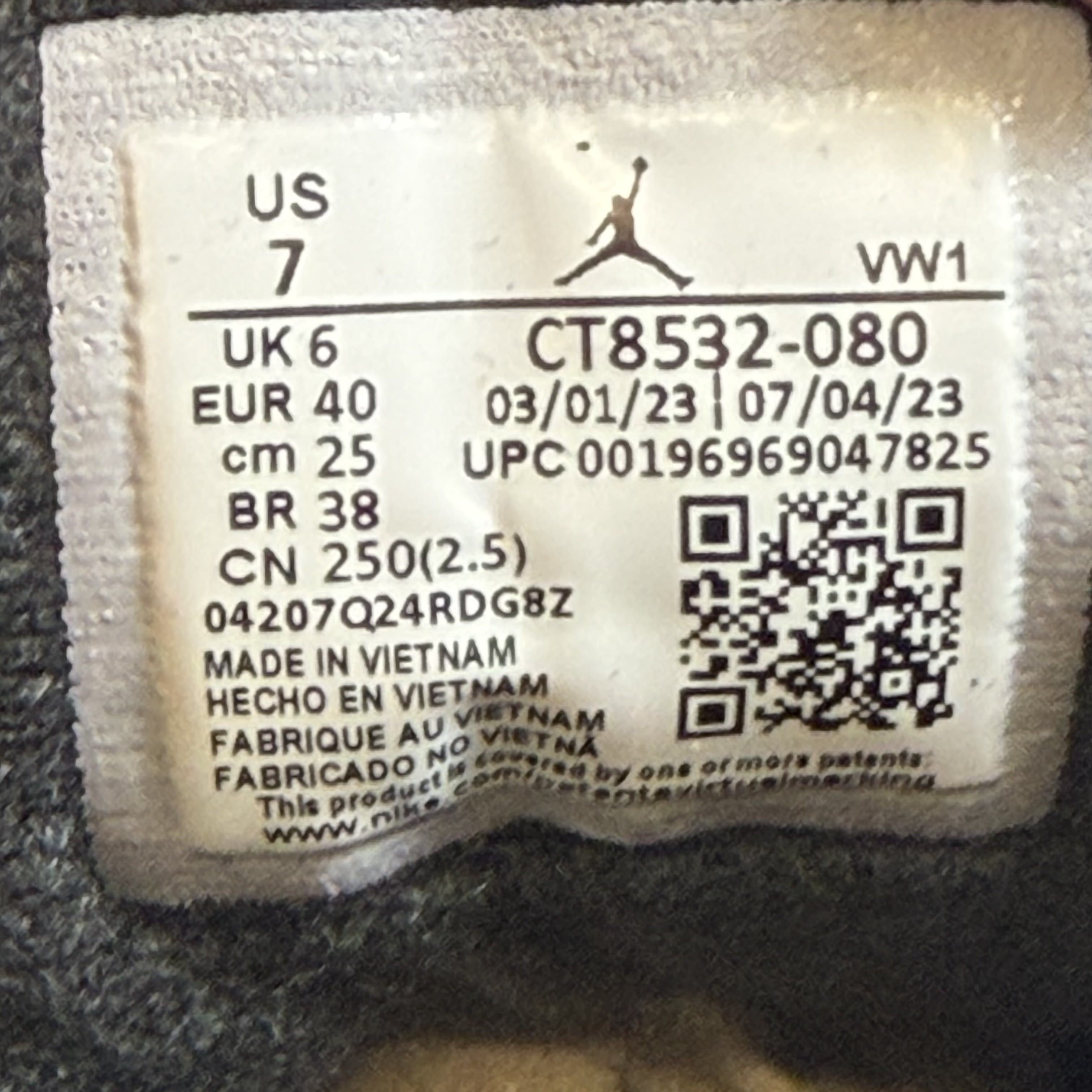 283588 Jordan 3 Retro Fear Pack (2023)