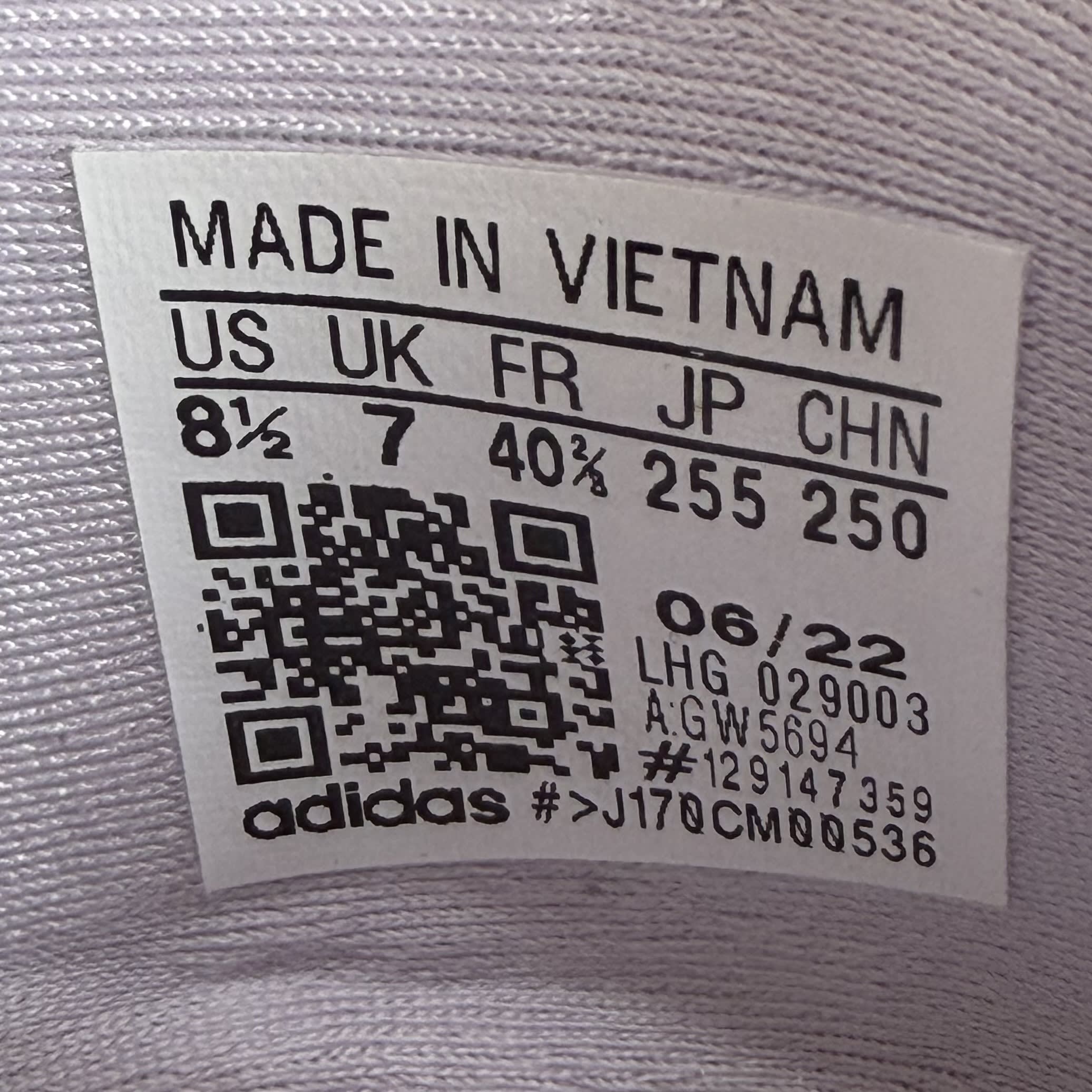 509998 Wmns NMD_R1 'Color Splash - Wonder White Purple Tint'