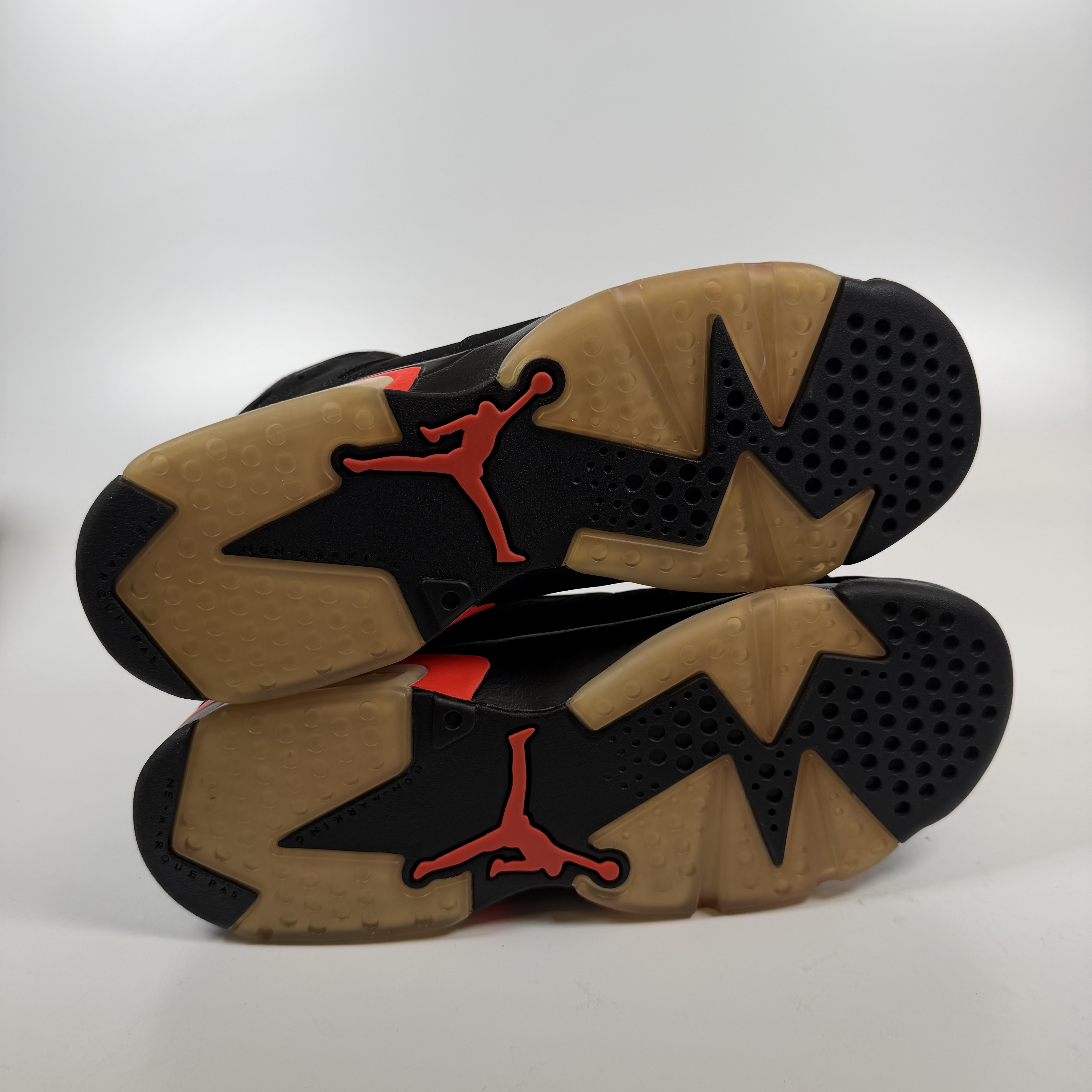 630089 Jordan 6 Retro Black Infrared (2019) (GS)