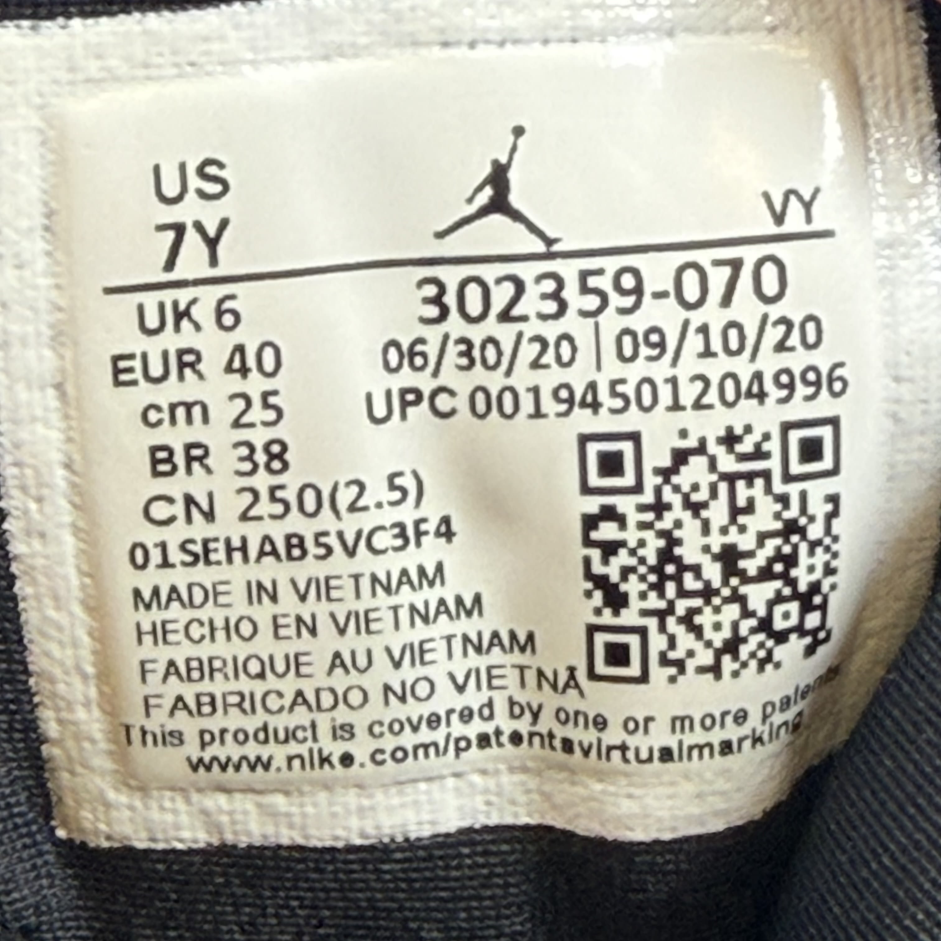 633114 Air Jordan 9 Retro Dark Charcoal University Gold (GS)