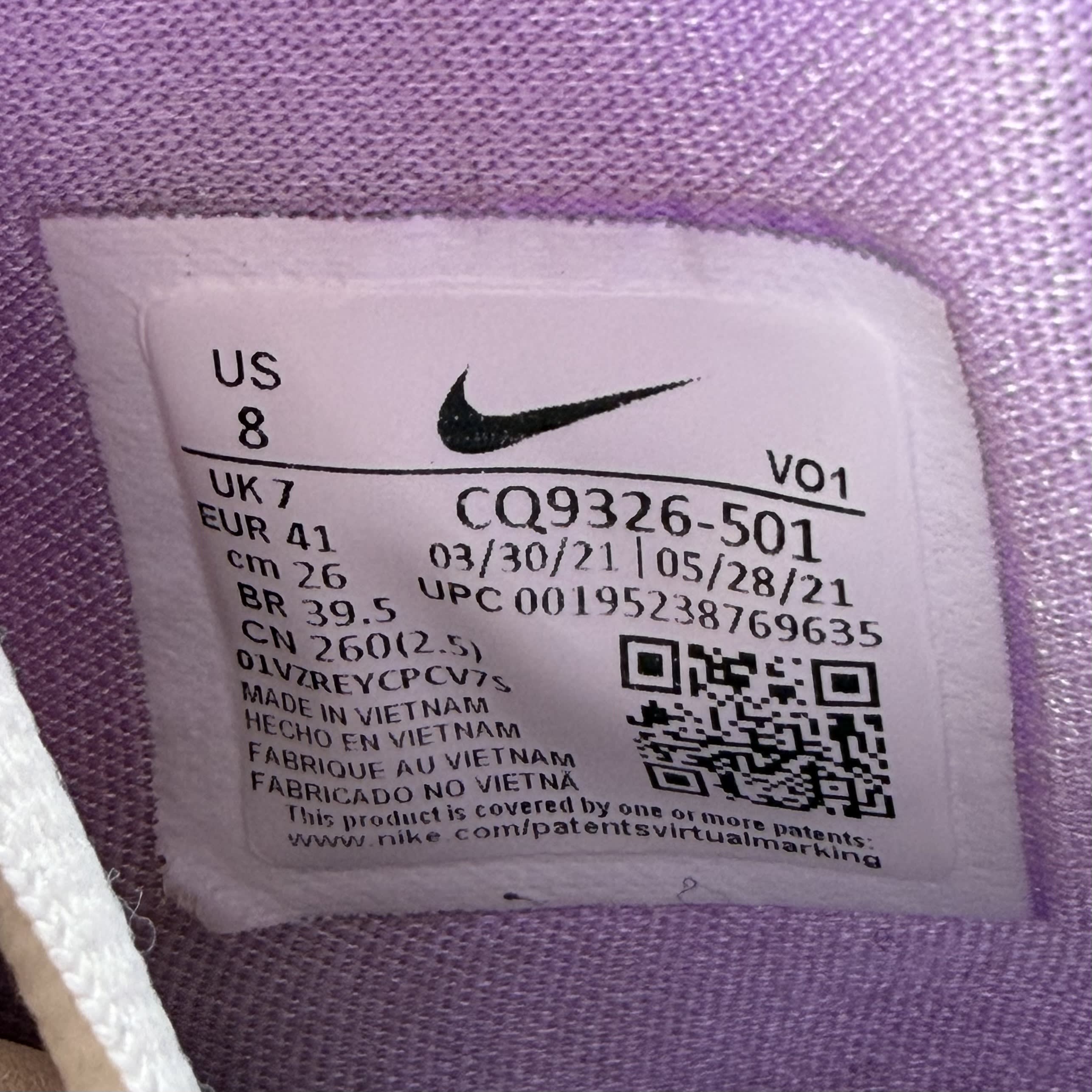 522708 Kyrie 7 "Daughters"
