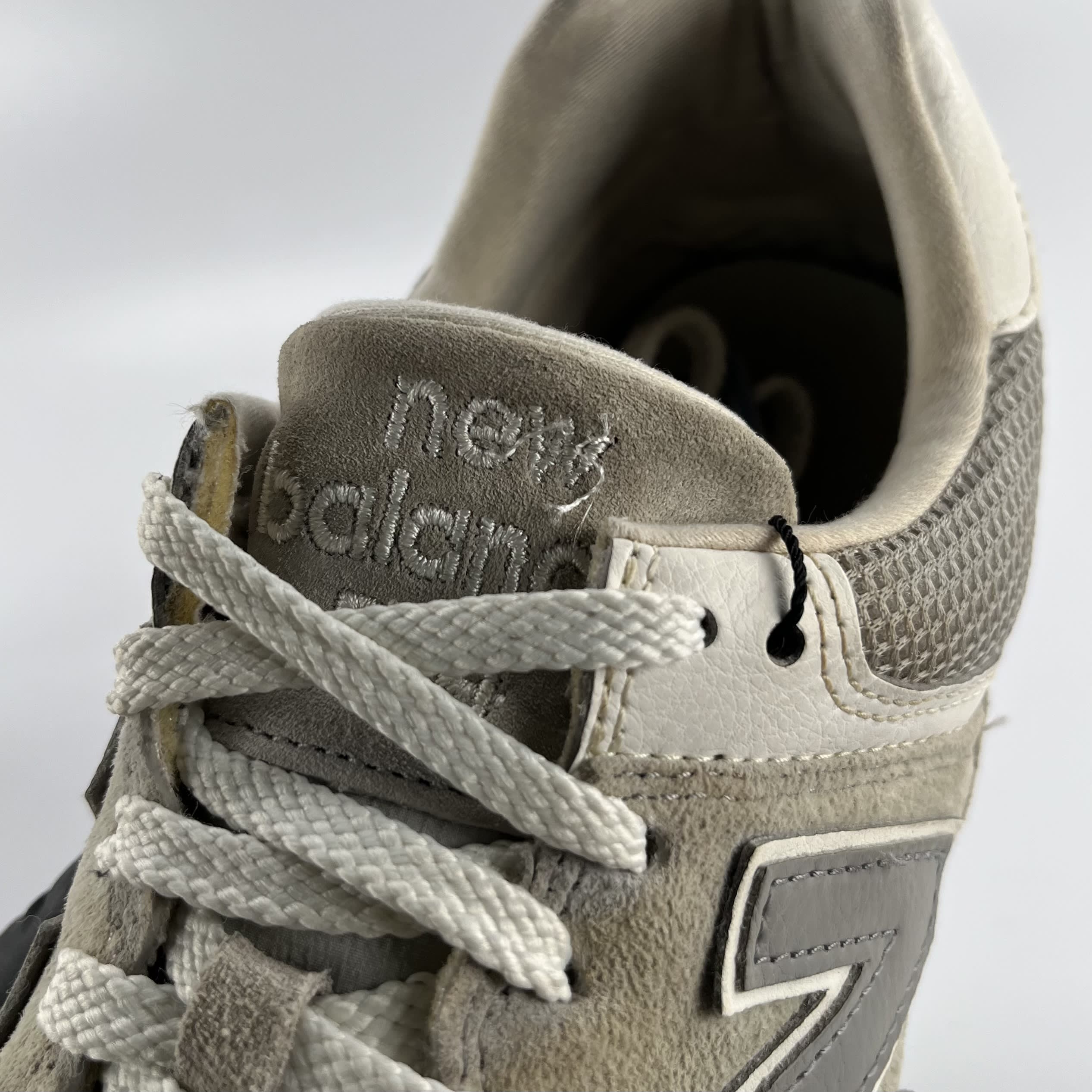 822445 New Balance 574 Rain Cloud White
