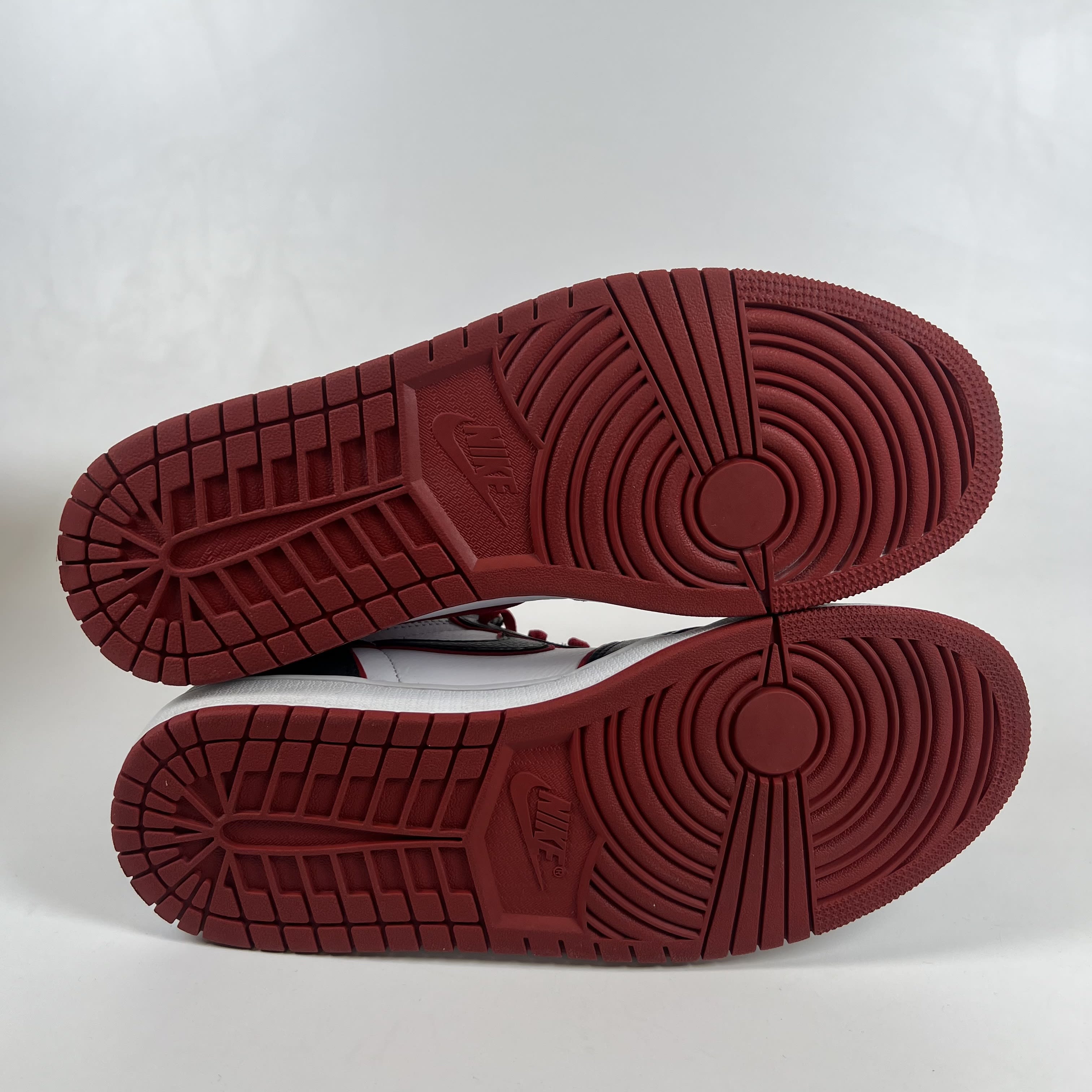 SP7614 Jordan 1 Retro High Bloodline