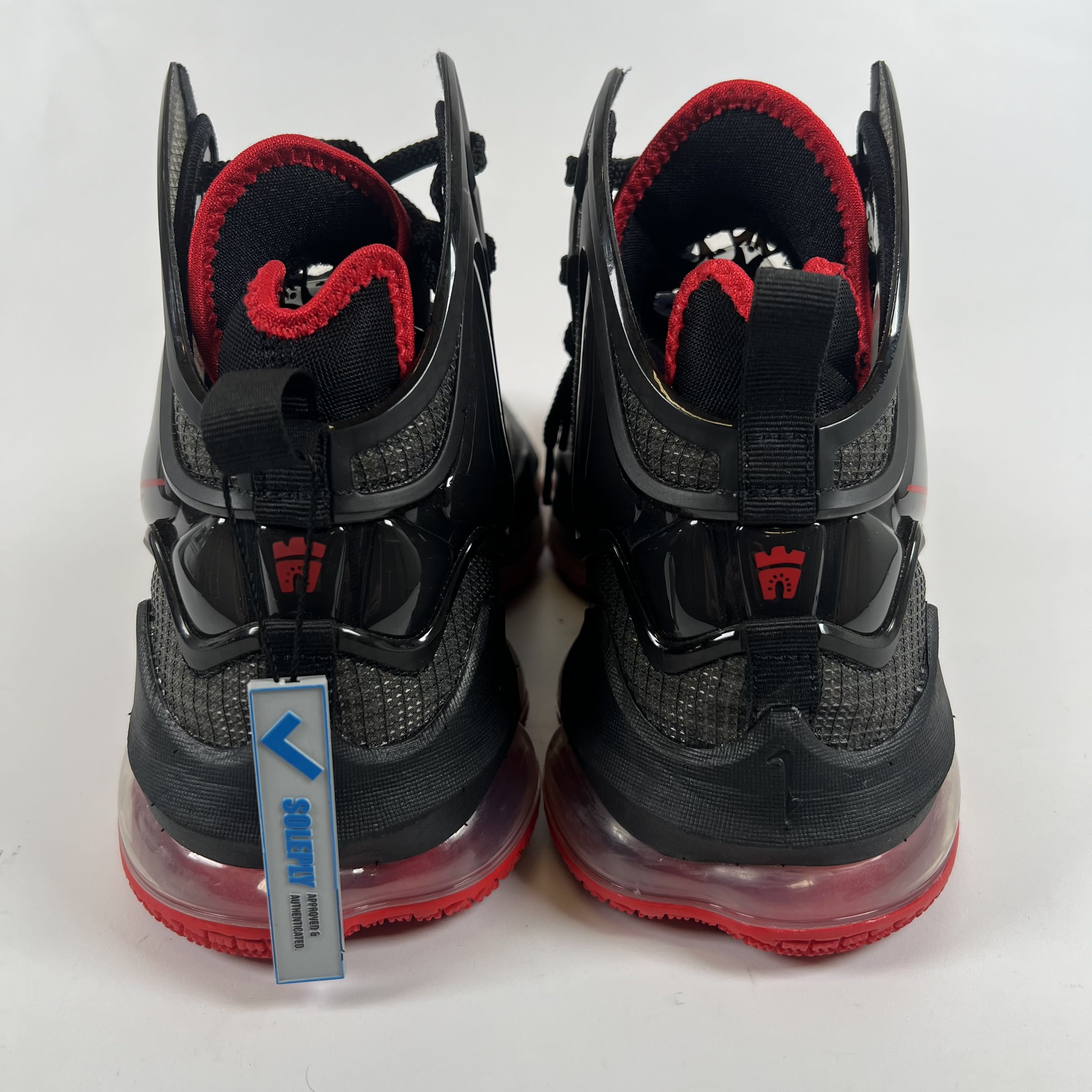 SP7617 Nike LeBron 19 Bred