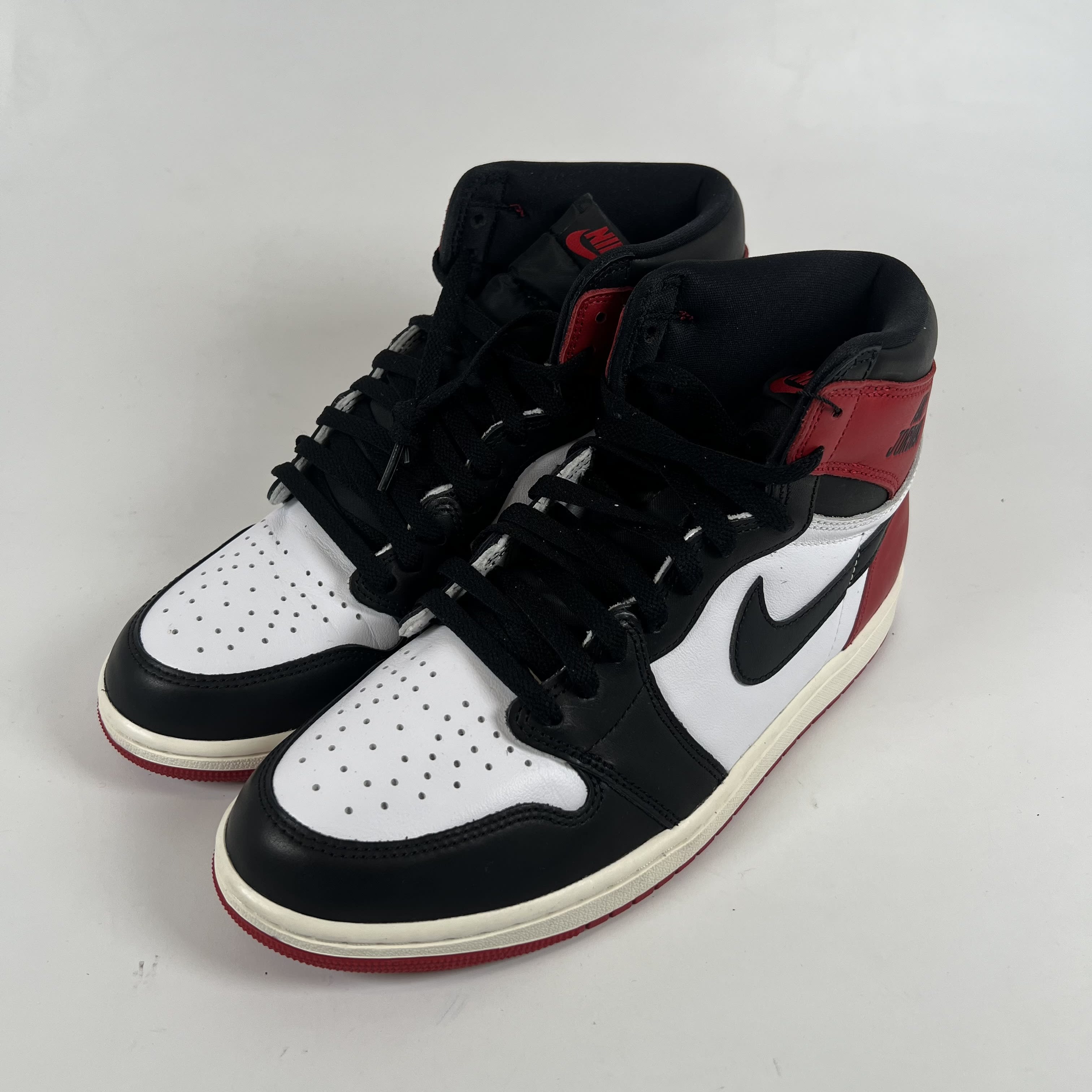 SP7424 Jordan 1 Retro High OG Black Toe Reimagined