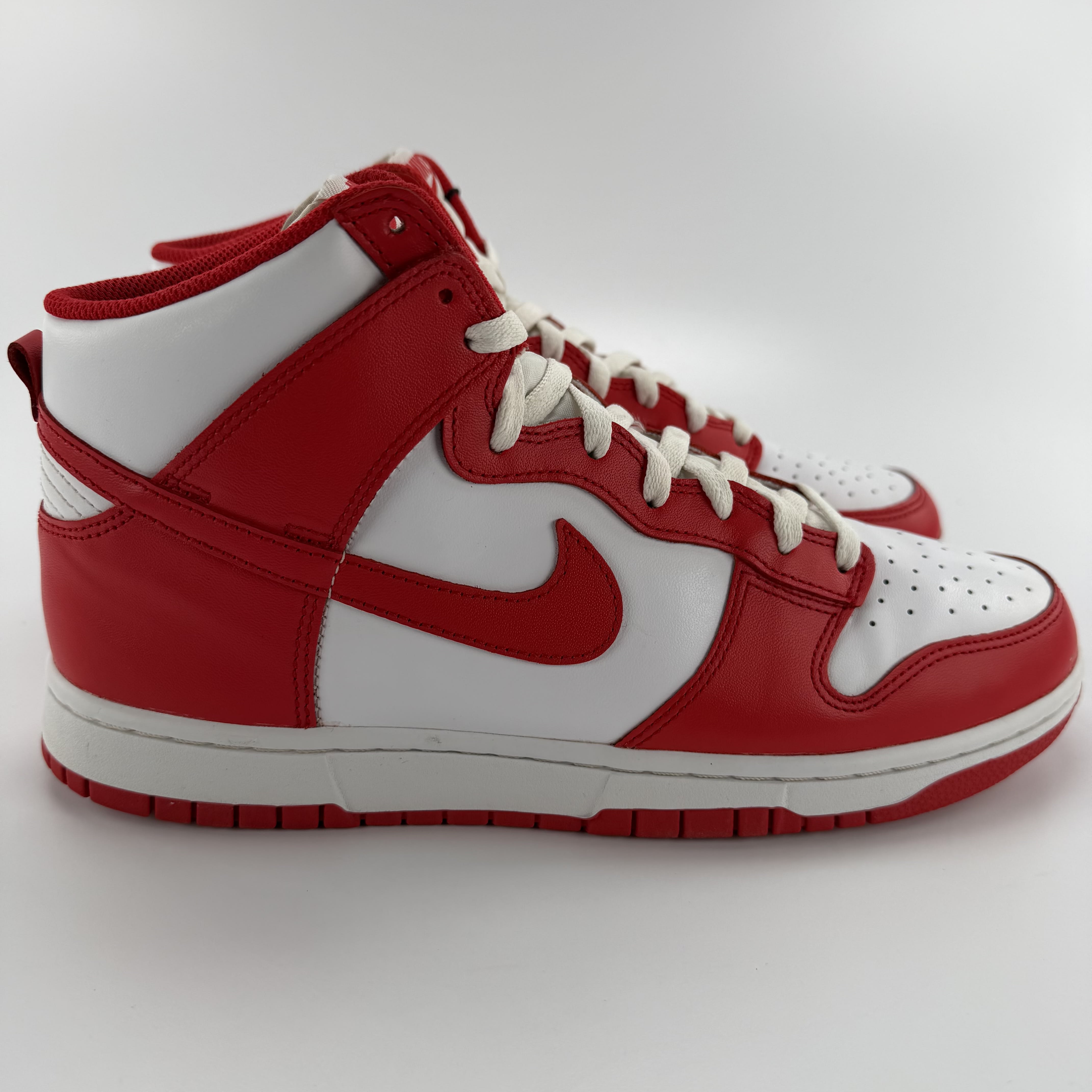 772913 Nike Dunk High Championship White Red