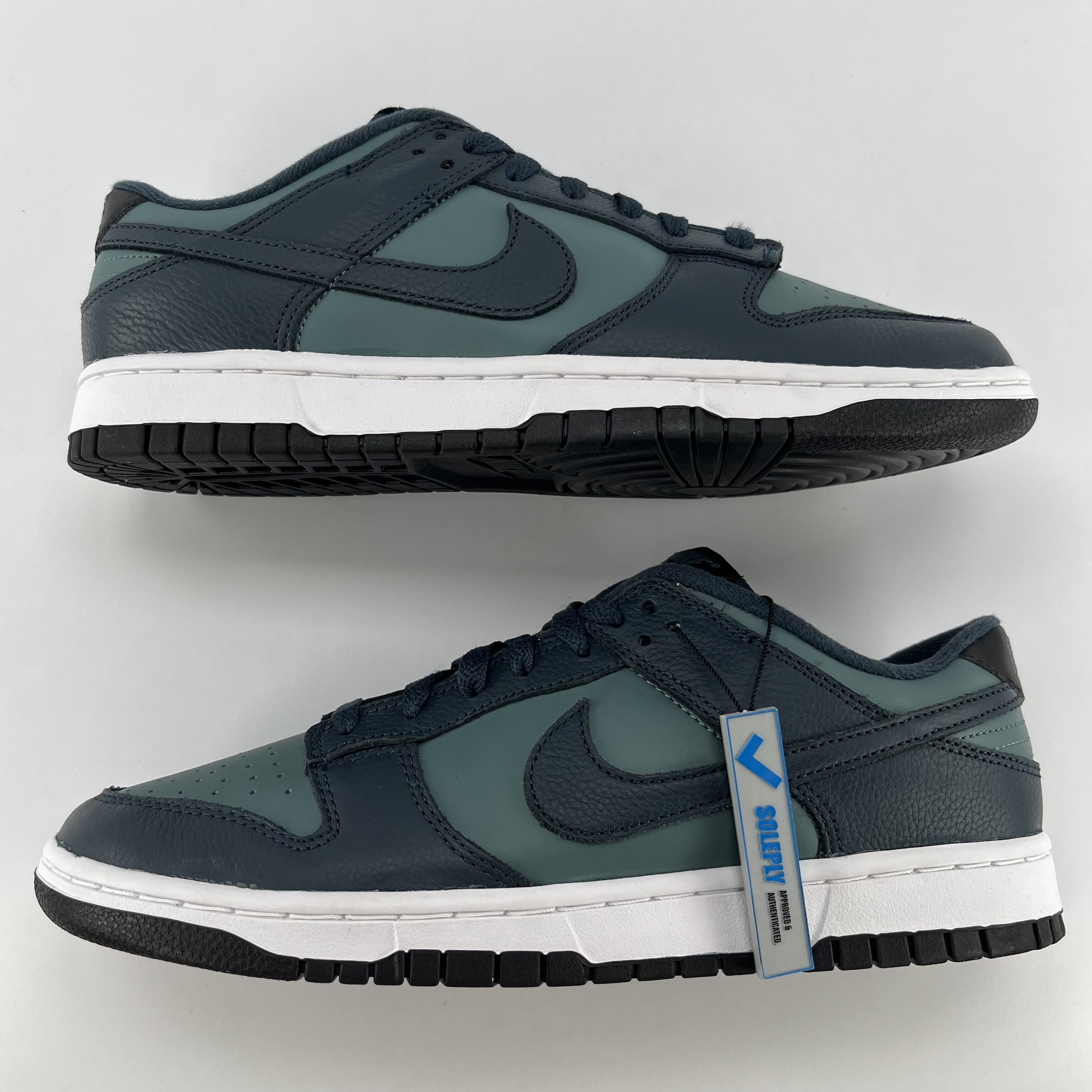 259152 Nike Dunk Low Mineral Slate Armory Navy