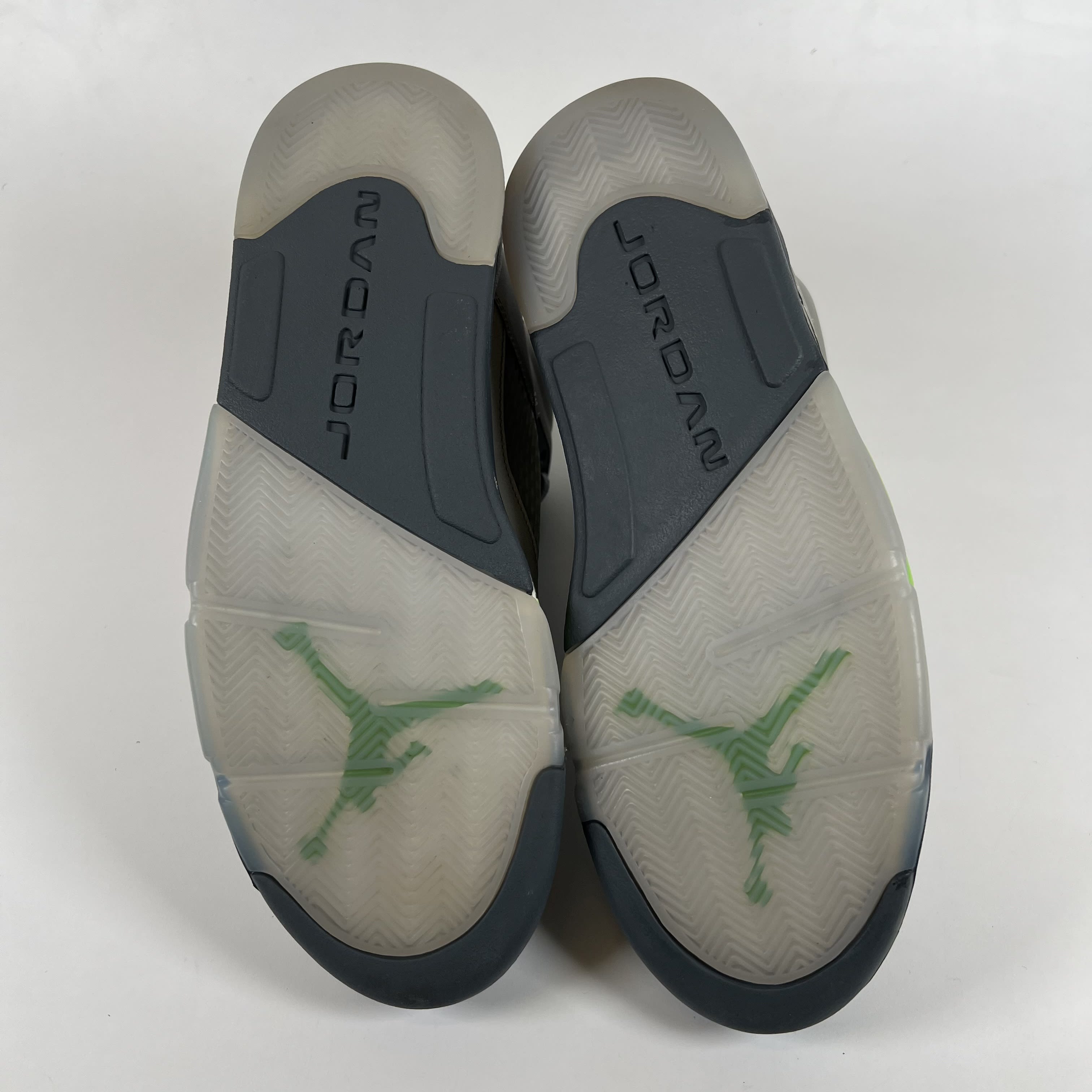 [SP7449] Jordan 5 Retro Green Bean (2022)