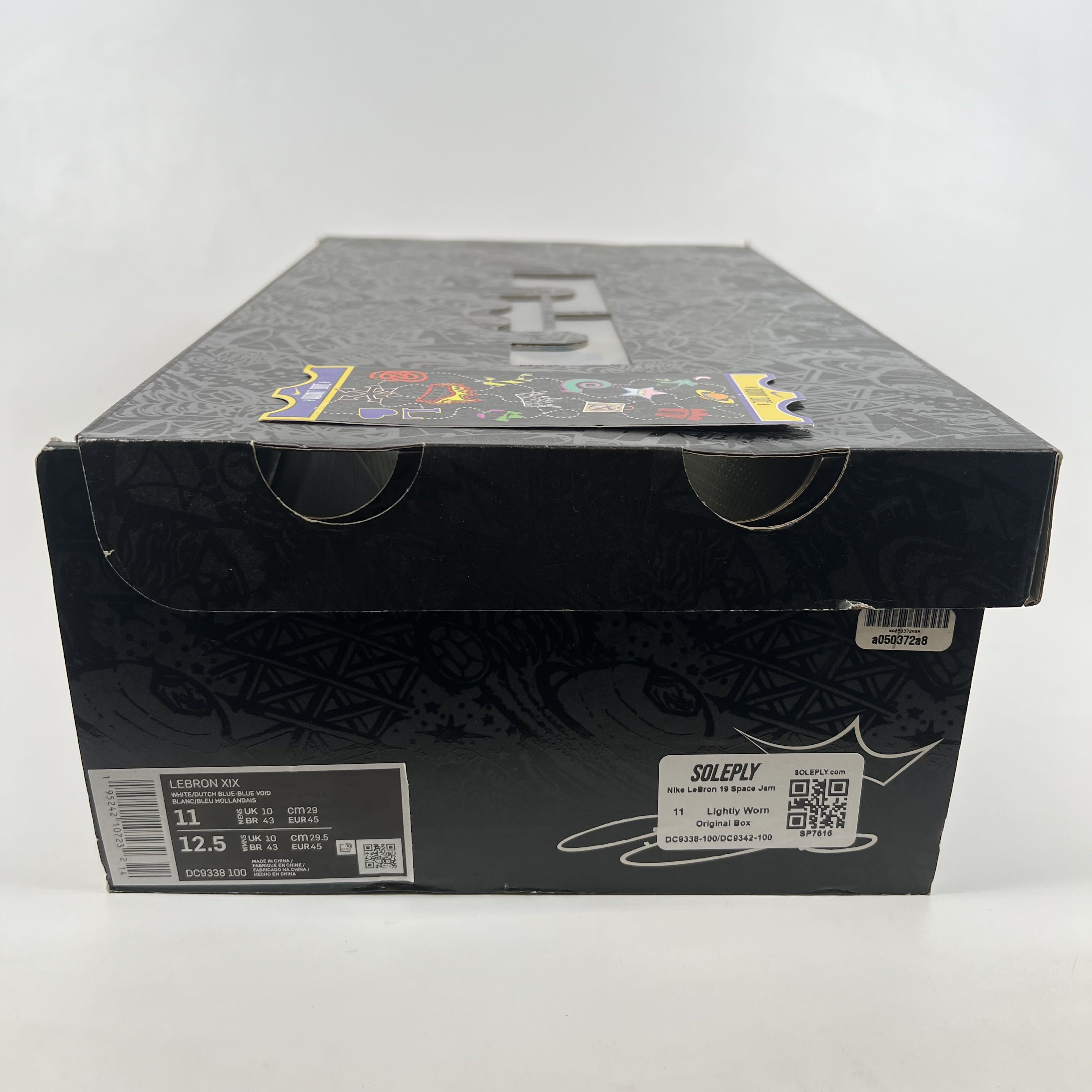 SP7616 Nike LeBron 19 Space Jam