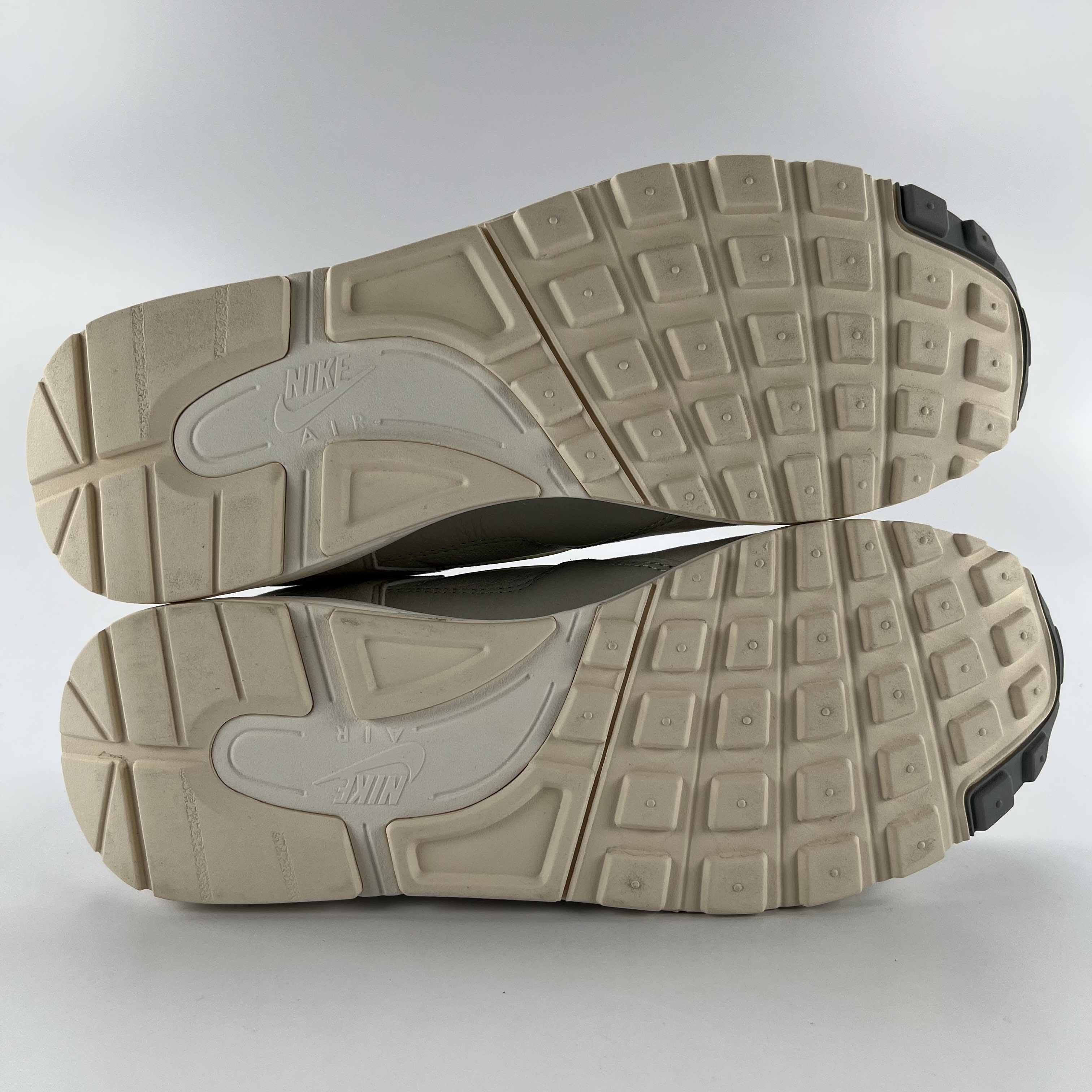 585785 Nike Air Skylon 2 Fear of God Light Bone