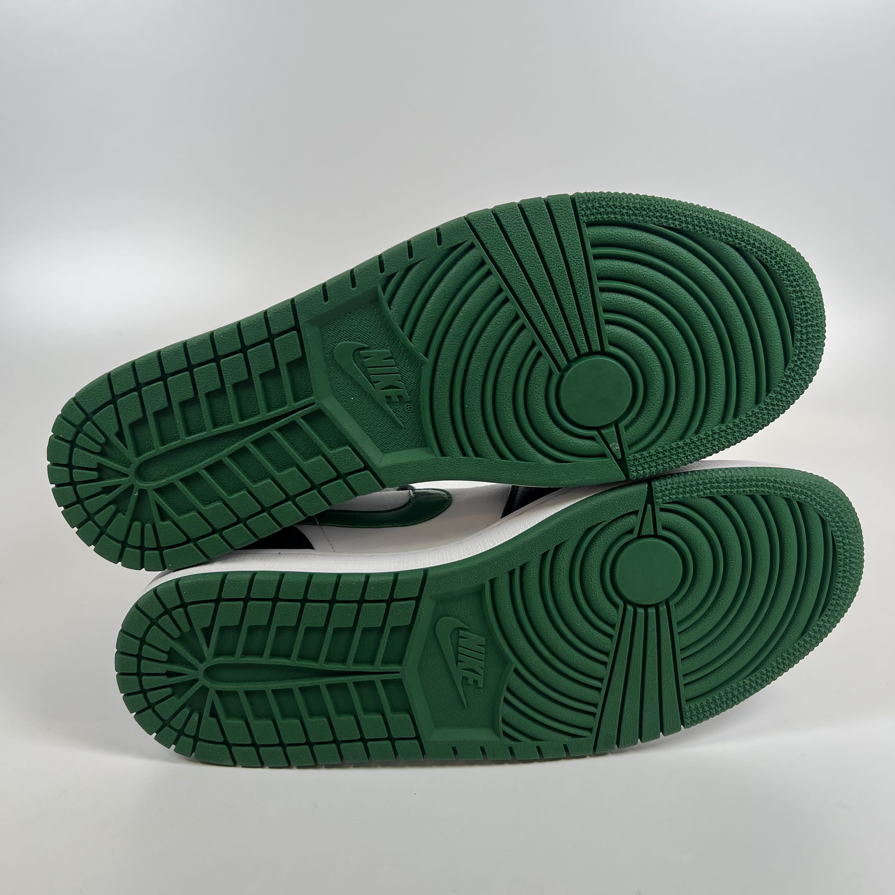 SP2225 Jordan 1 Mid Green Toe