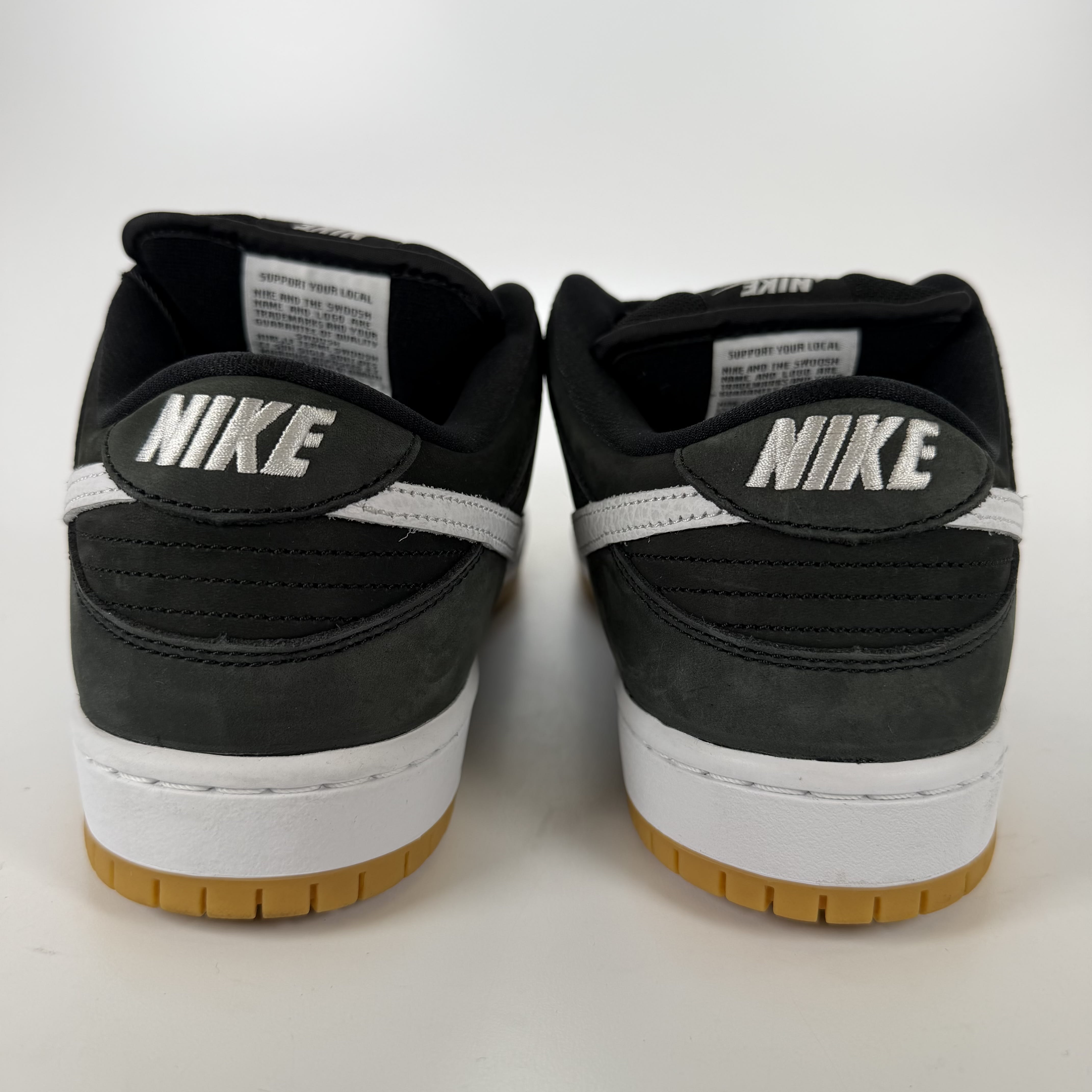 SP5720 Nike SB Dunk Low Pro Black Gum