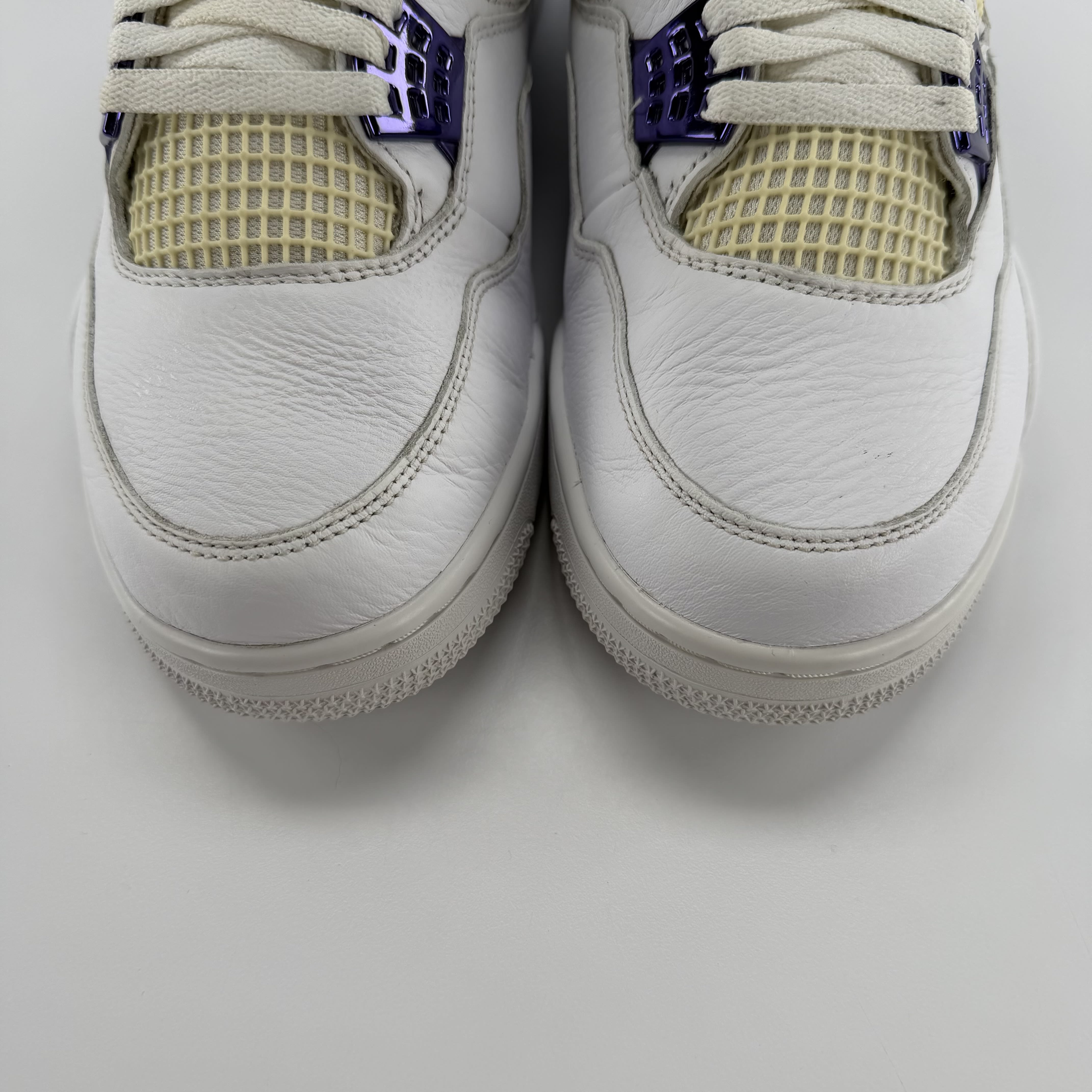 518143 Jordan 4 Retro Metallic Purple