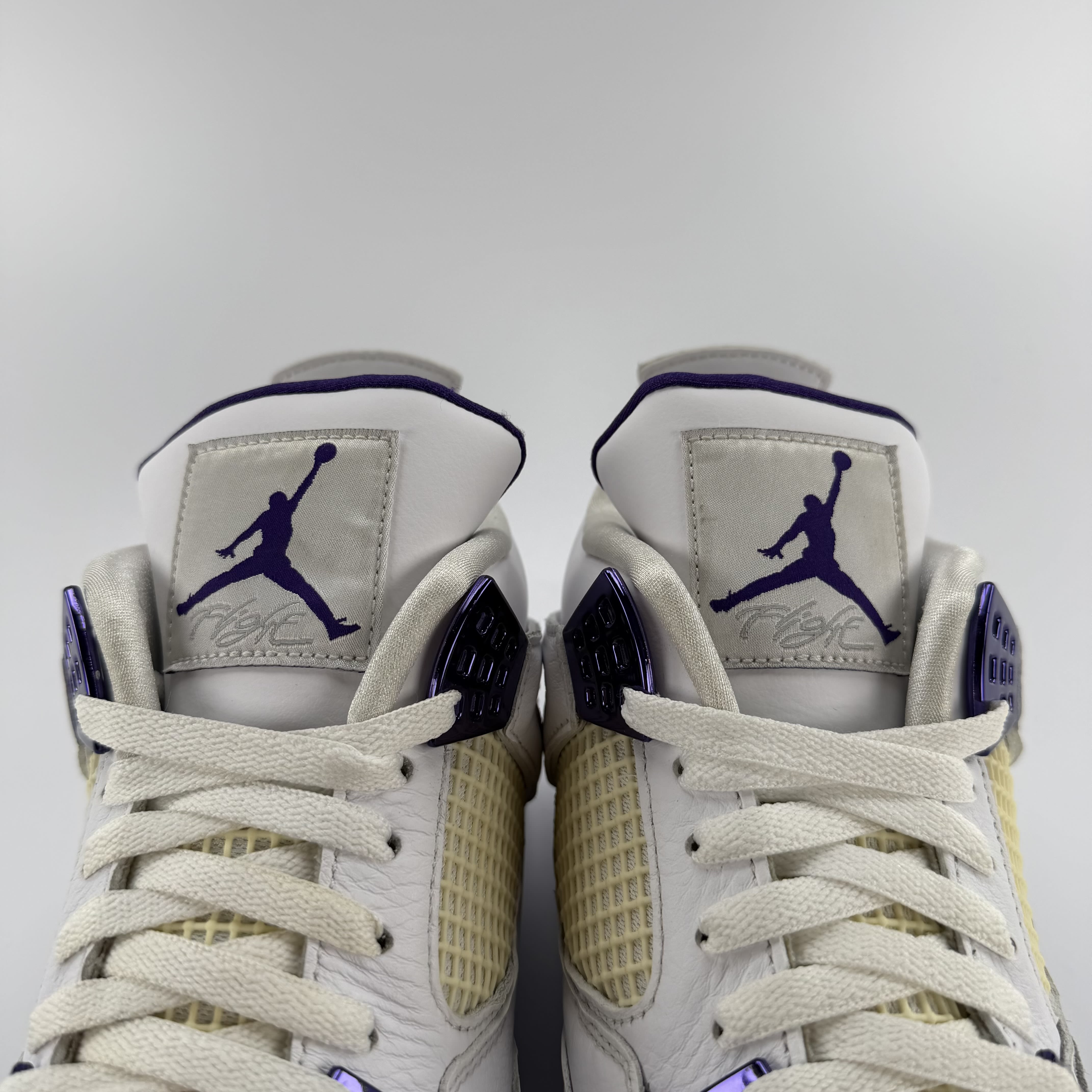[518143] Jordan 4 Retro Metallic Purple