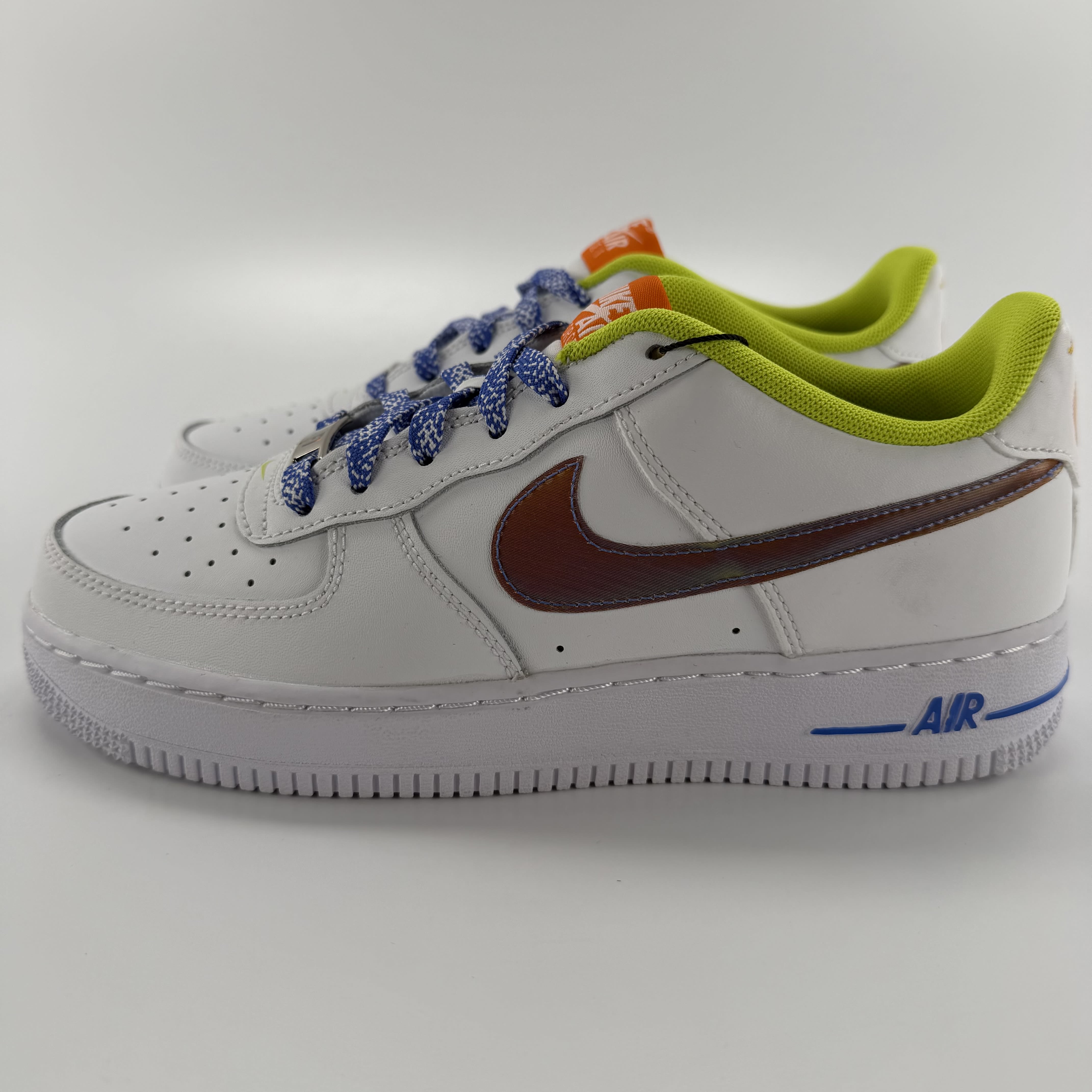611117 Nike Air Force 1 Low LV8 White Magma Orange (GS)