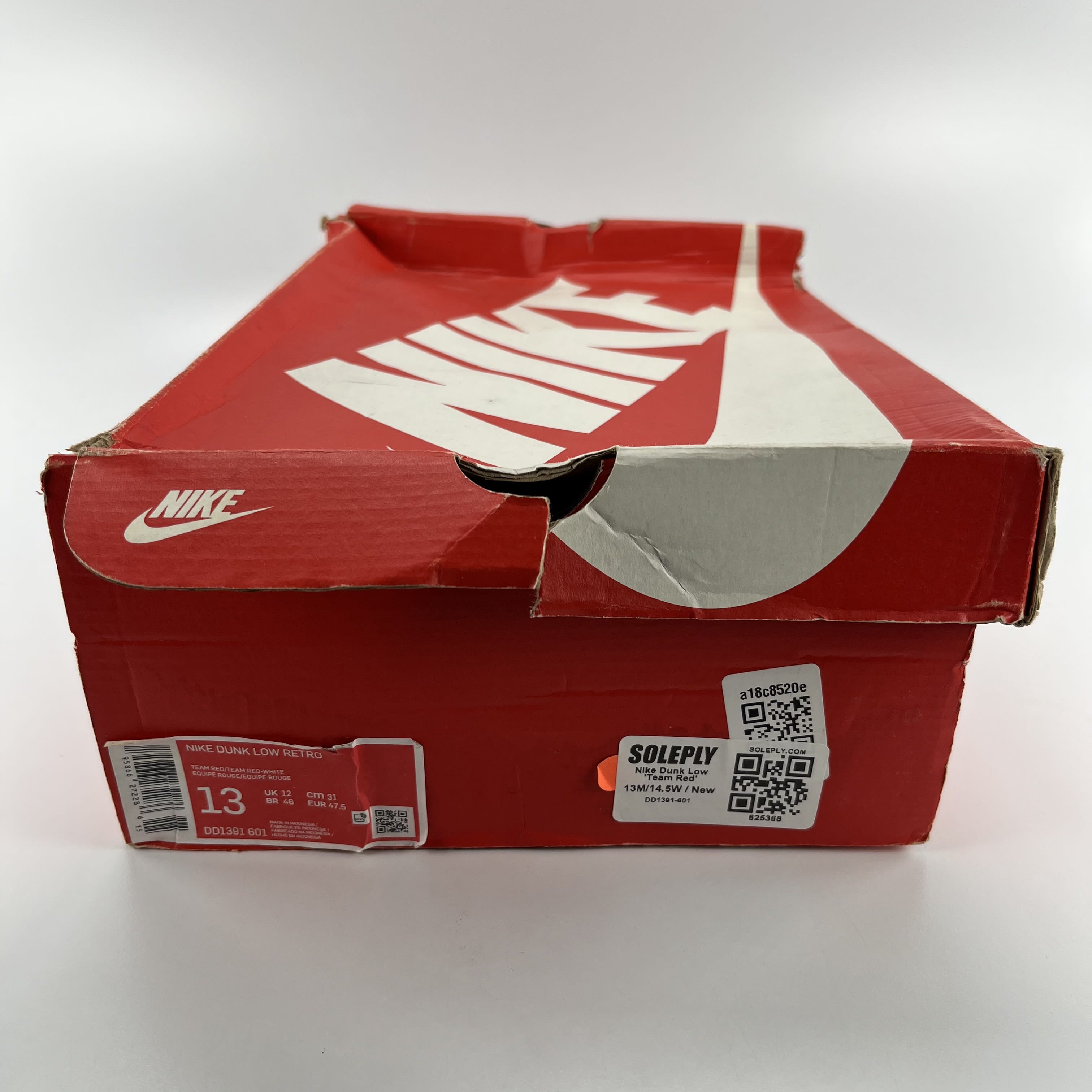 625368 Nike Dunk Low Team Red