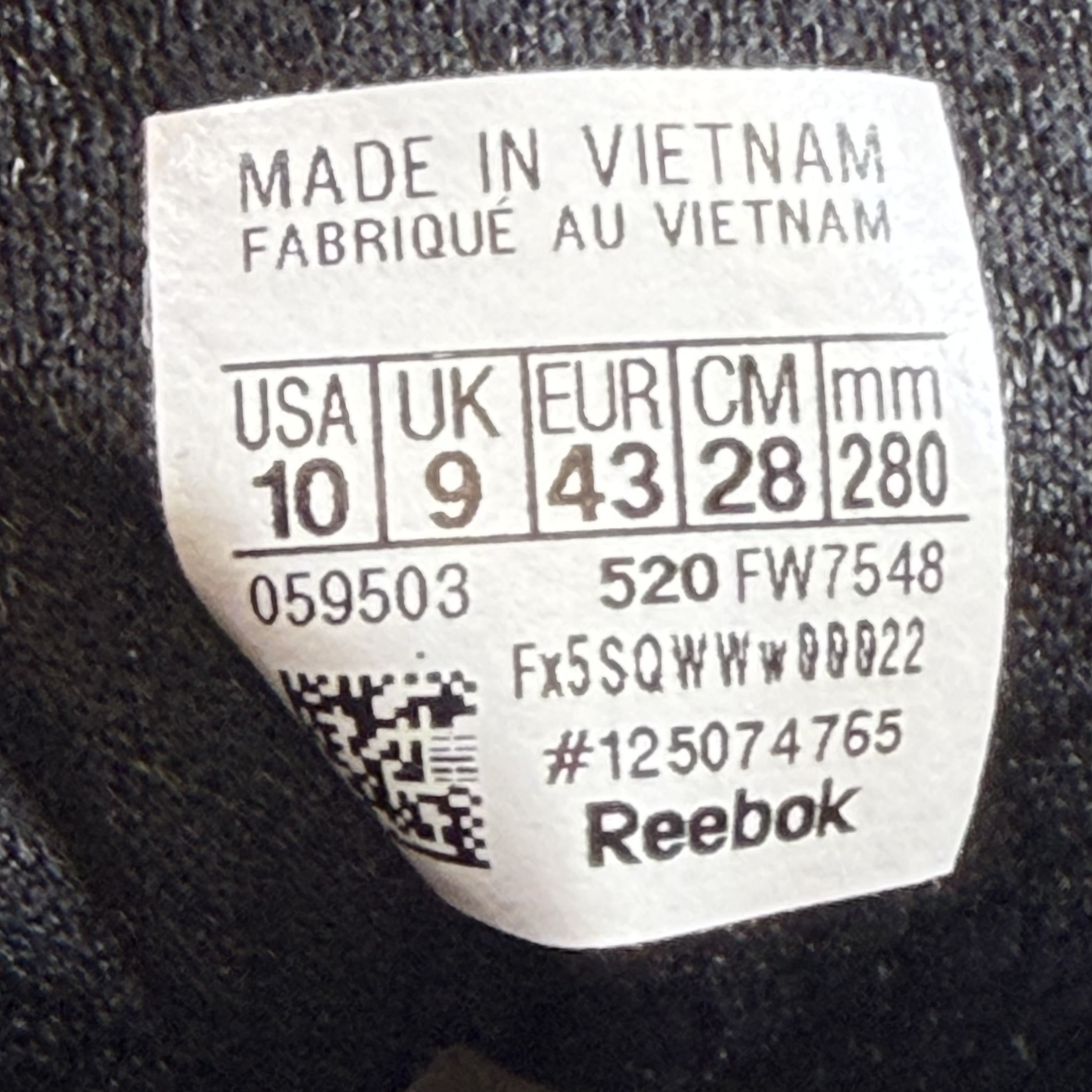 SP9026 Reebok Question Mid Minions Gru's Lab