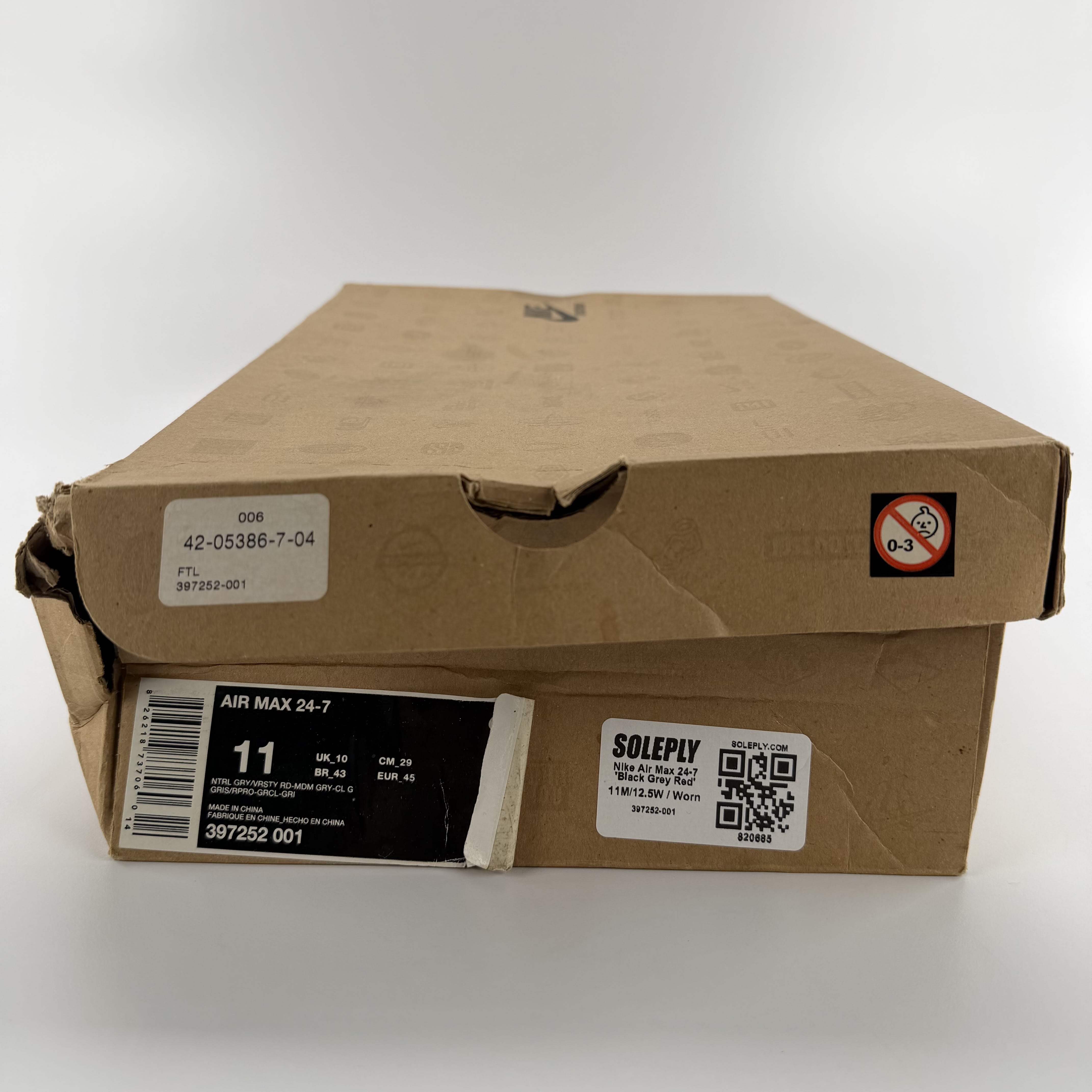 820685 Nike Air Max 24-7 'Black Grey Red'
