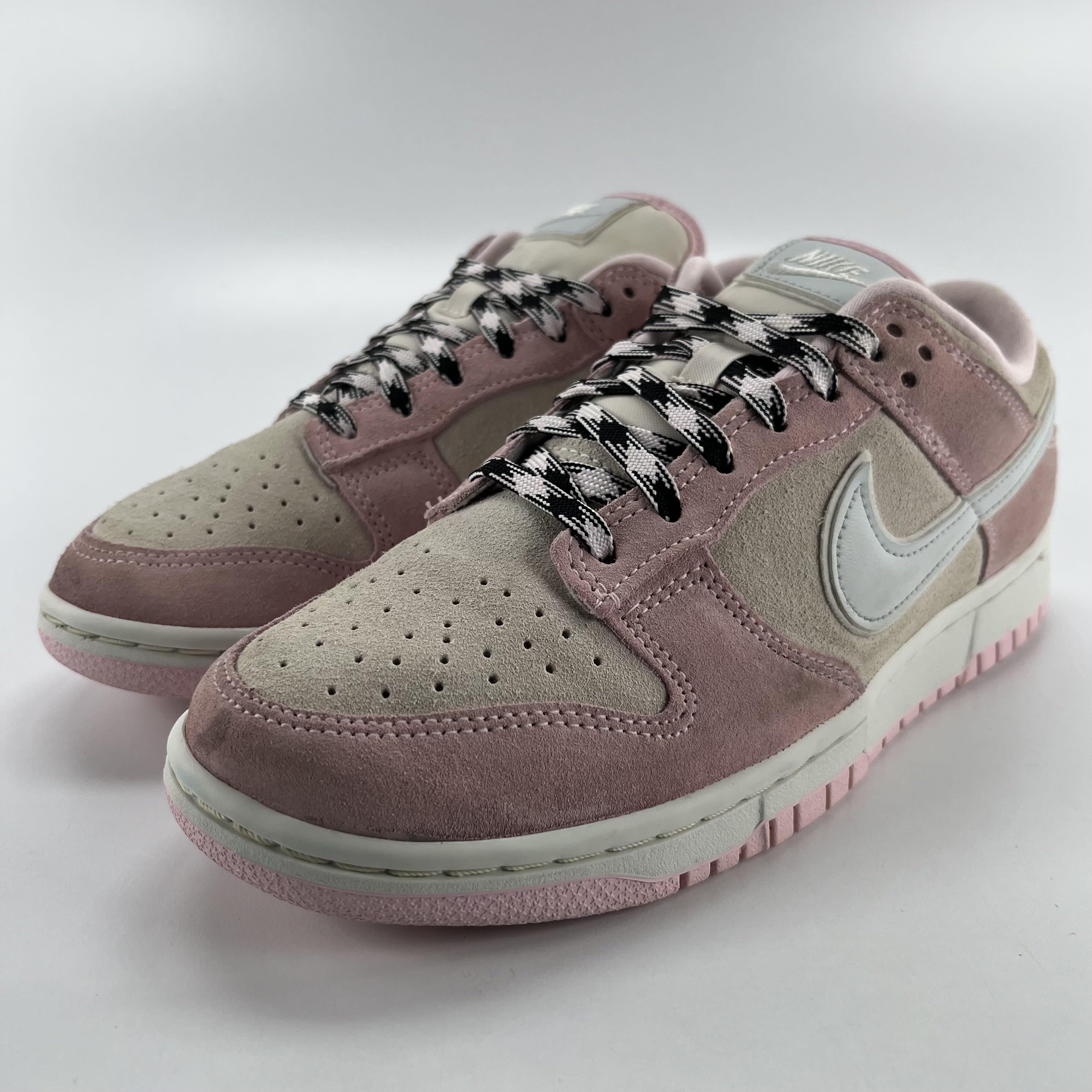 633169 Nike Dunk Low LX Pink Foam (Women's)