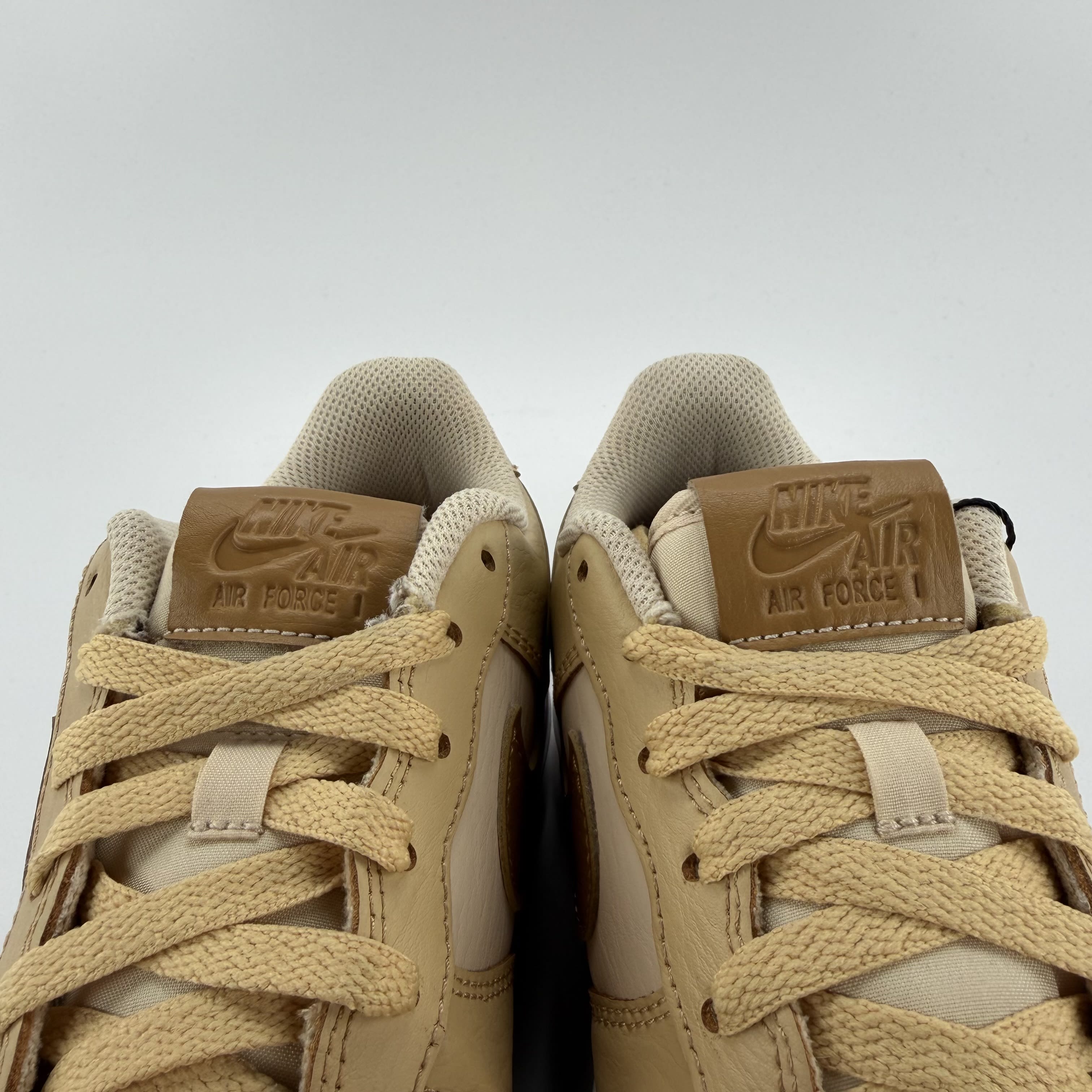 699098 Nike Air Force 1 Low '07 LV8 Pearl White Sesame