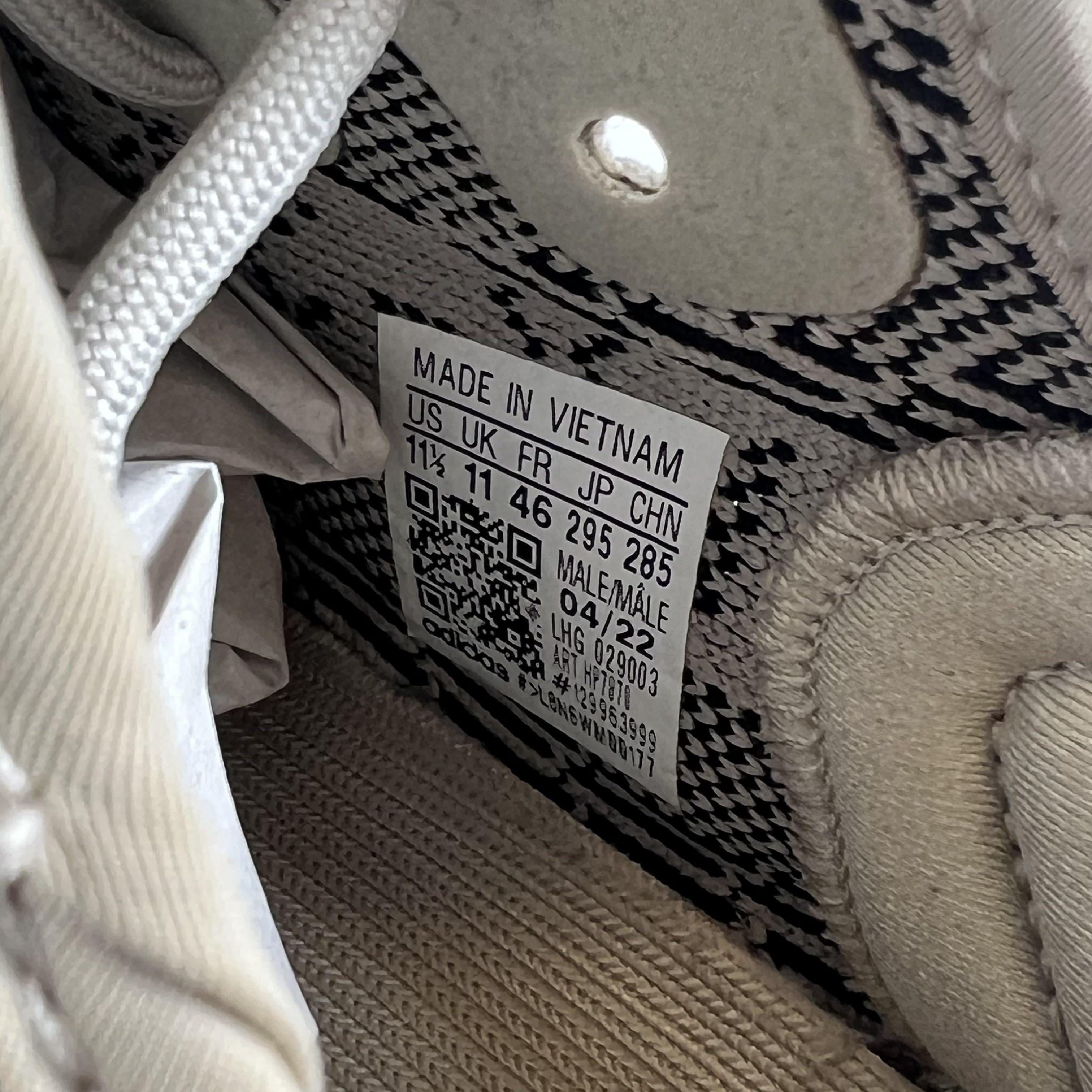 SP9599 adidas Yeezy Boost 350 V2 Slate