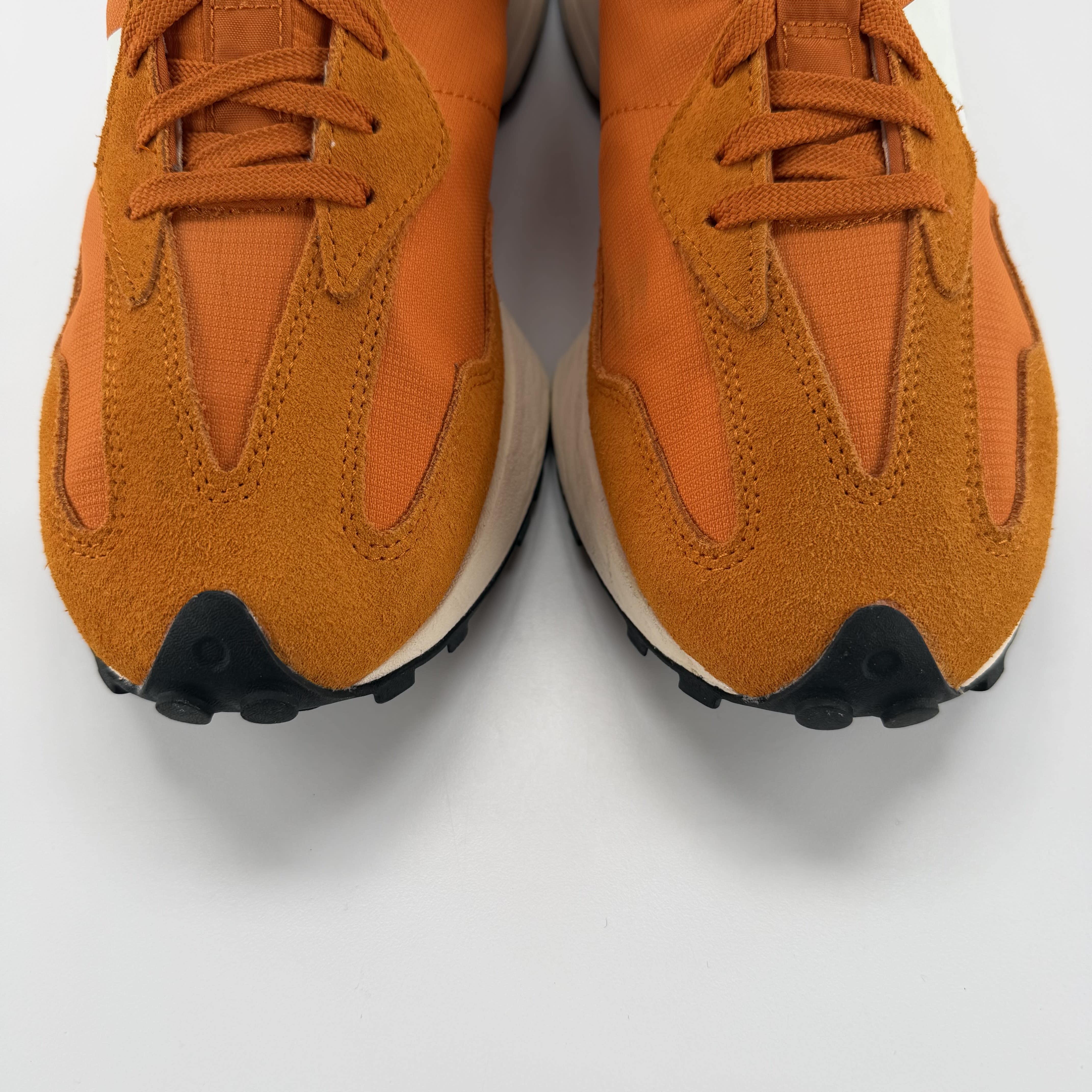 811604 New Balance 327 'Vintage Orange'