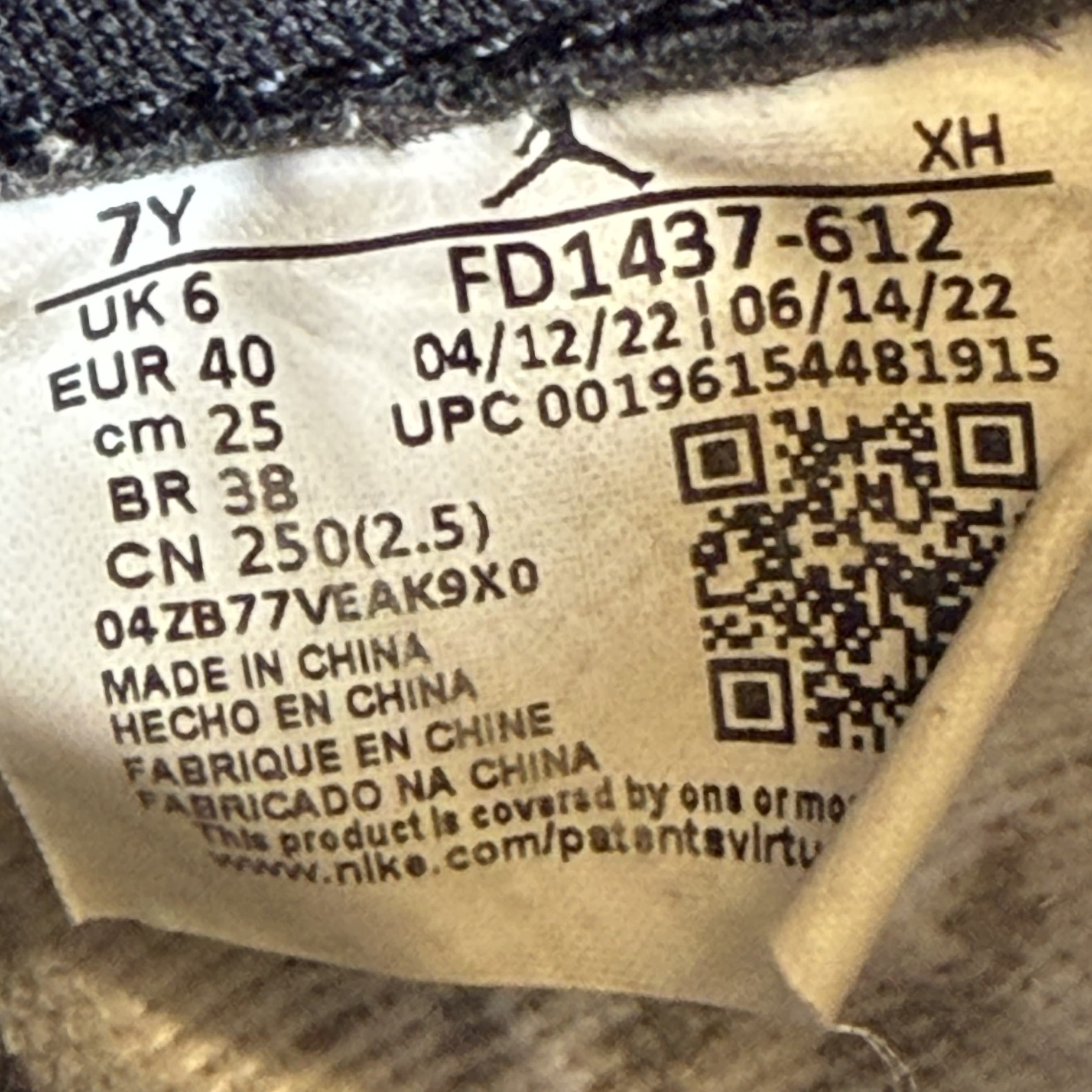 647801 Air Jordan 1 Retro High OG GS 'Chicago Lost & Found'