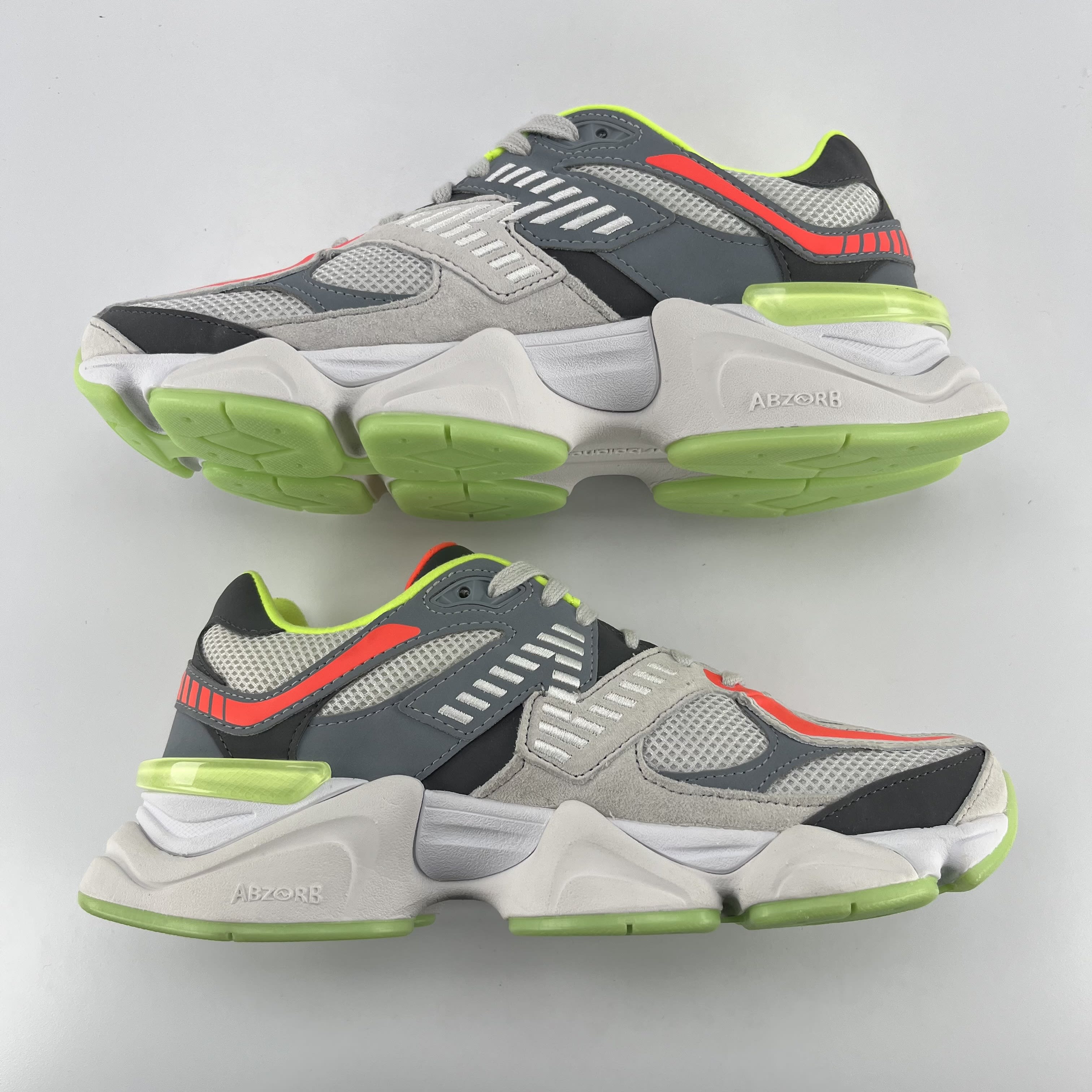 276211 New Balance 9060 DTLR Glow