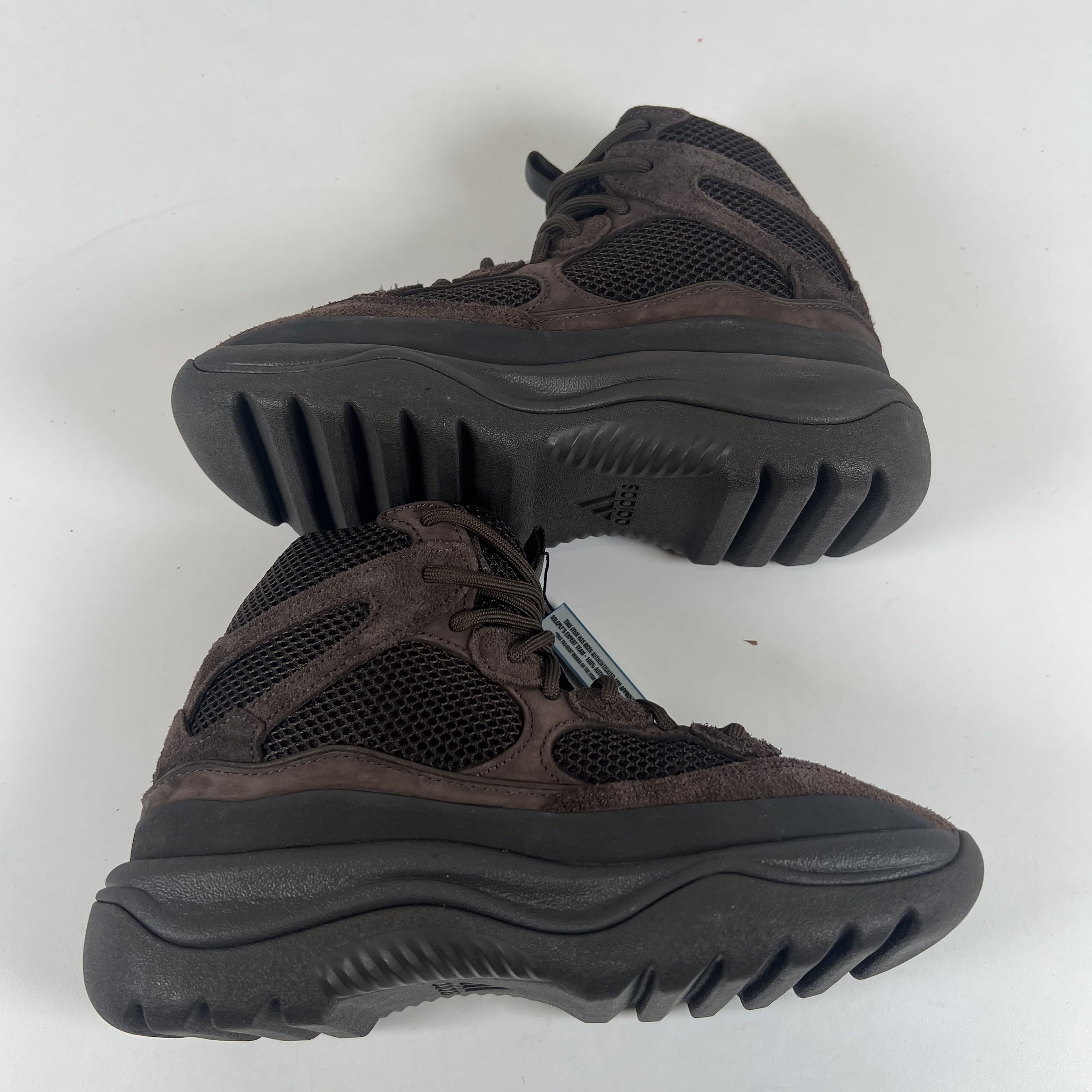 SP7232 adidas Yeezy Desert Boot Oil