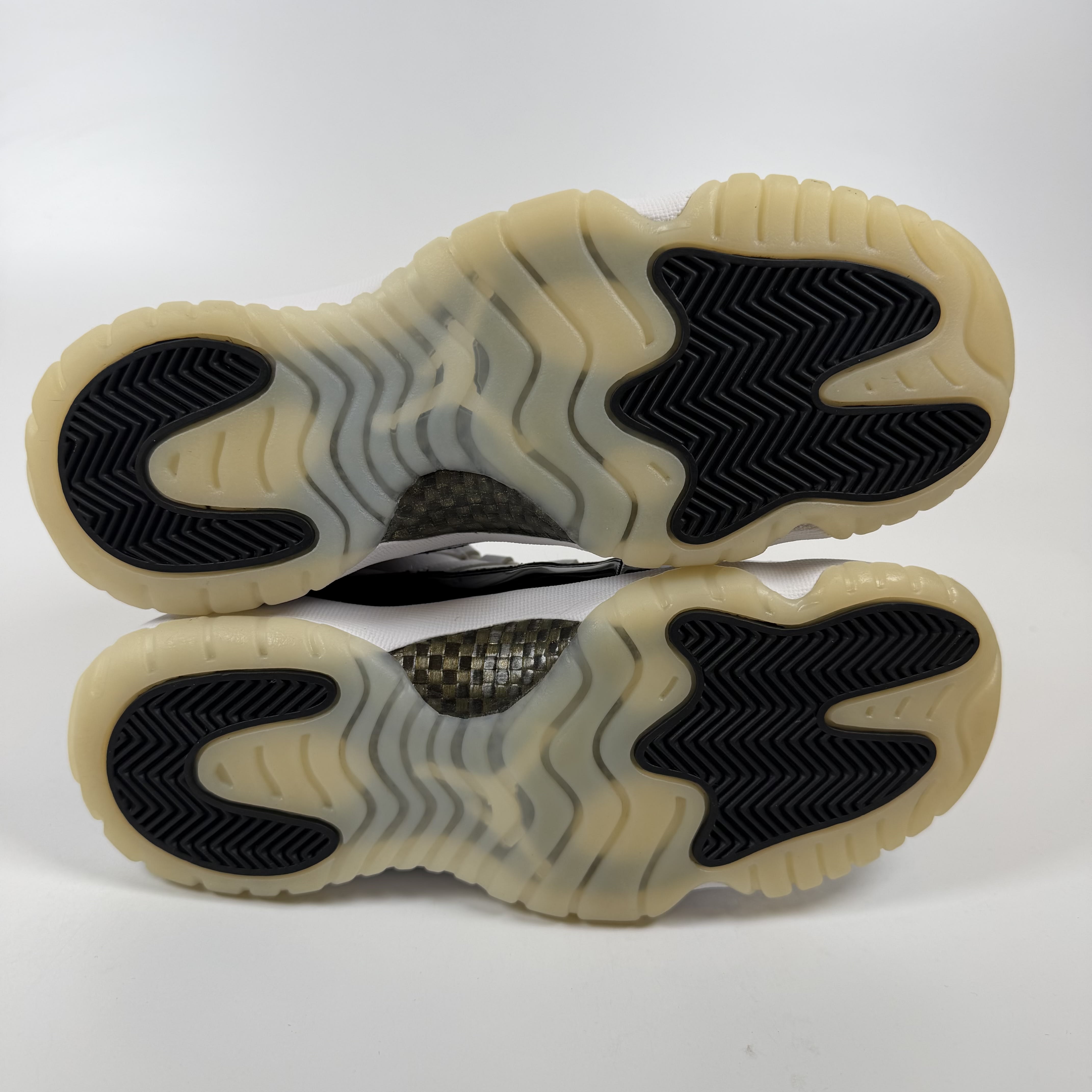 626491 Jordan 11 Retro DMP Gratitude (2023) (GS)