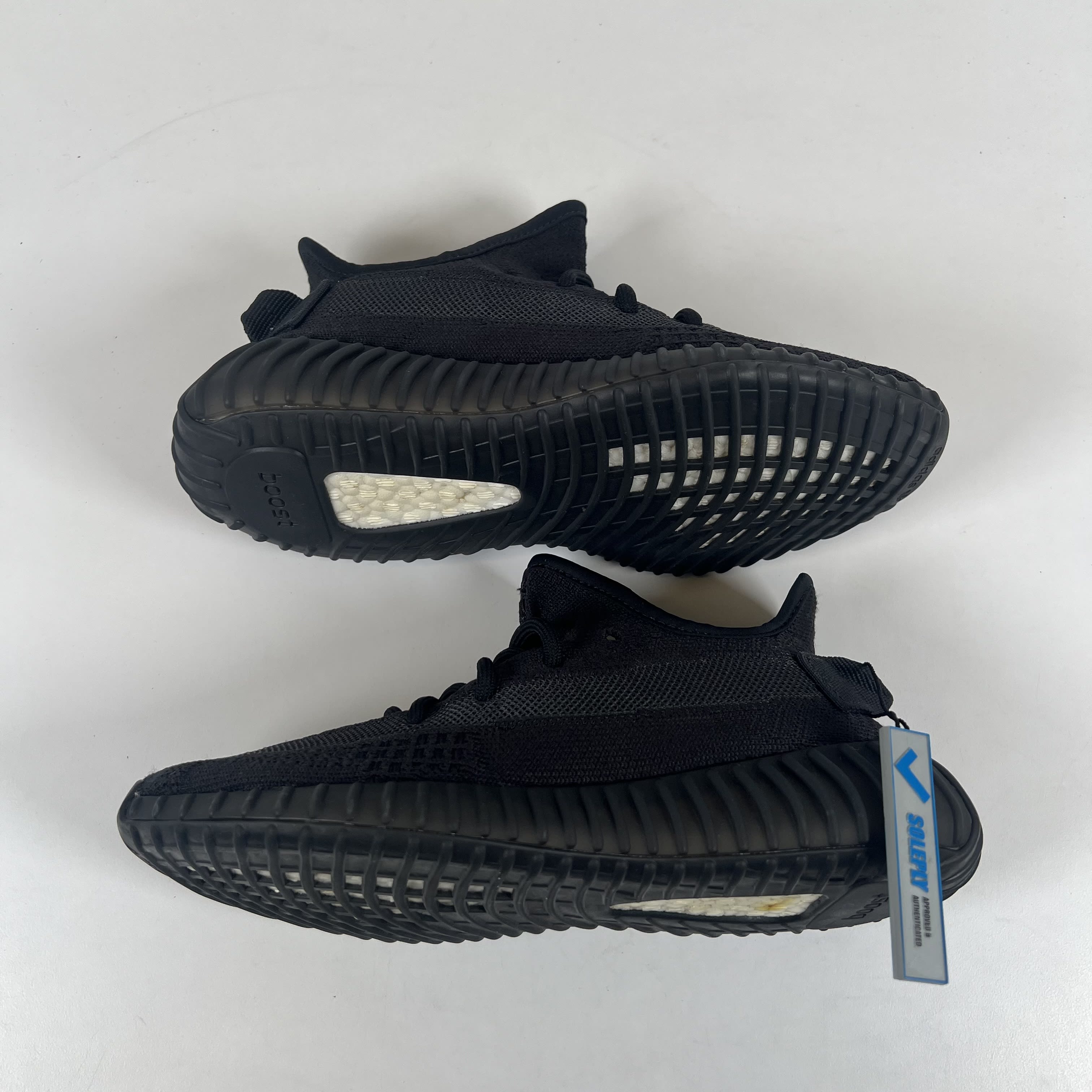 SP7230 adidas Yeezy Boost 350 V2 Onyx