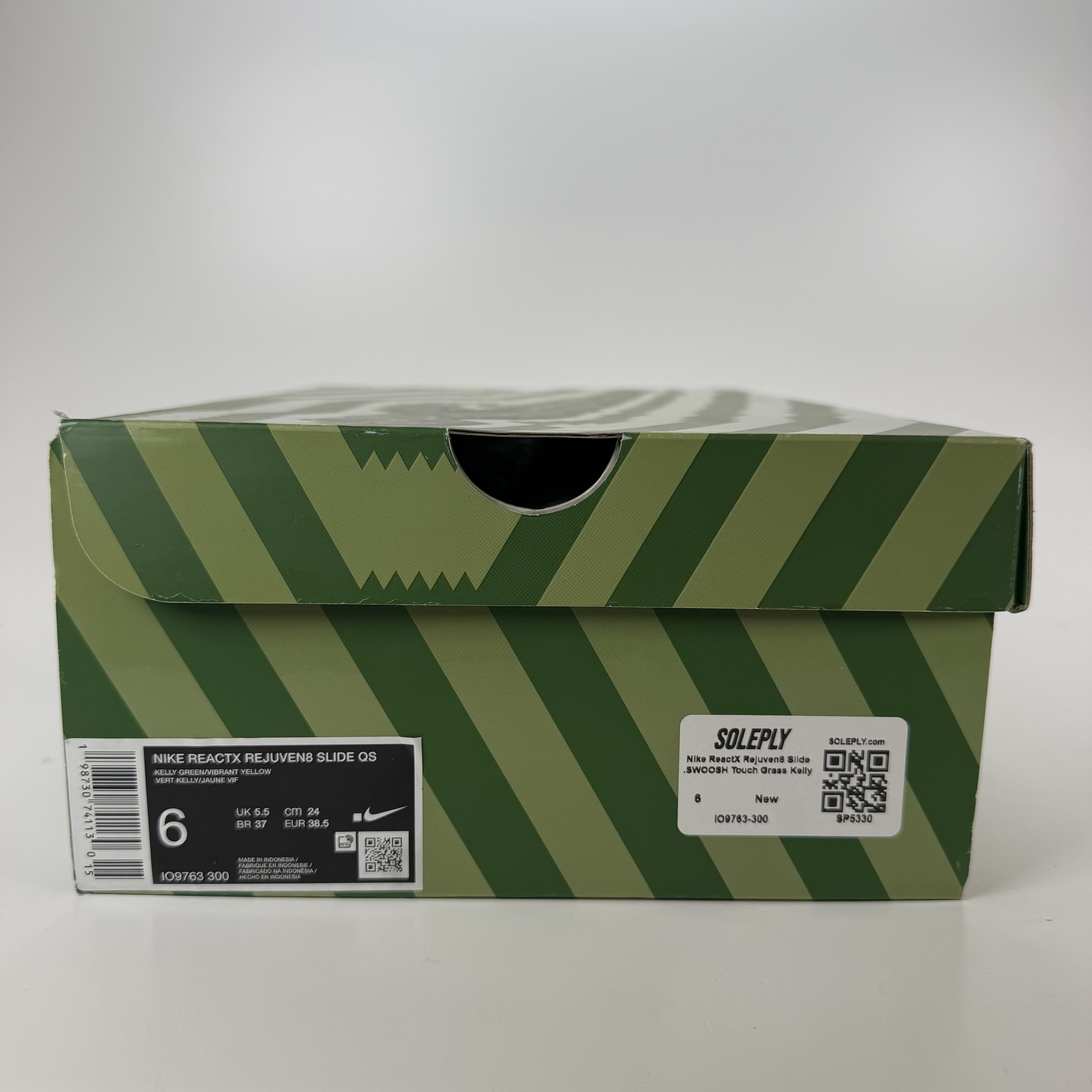SP5330 Nike ReactX Rejuven8 Slide .SWOOSH Touch Grass Kelly Green