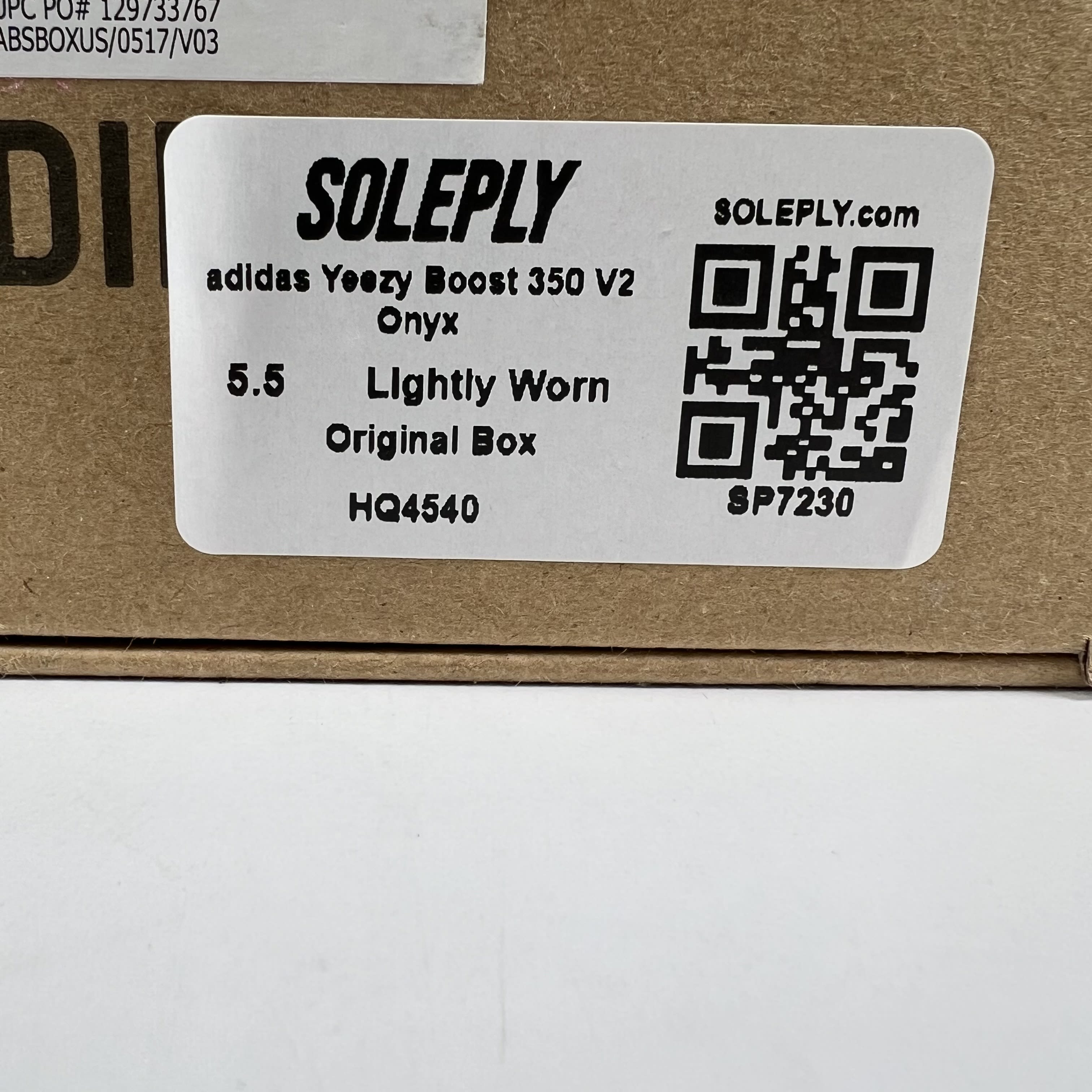 SP7230 adidas Yeezy Boost 350 V2 Onyx