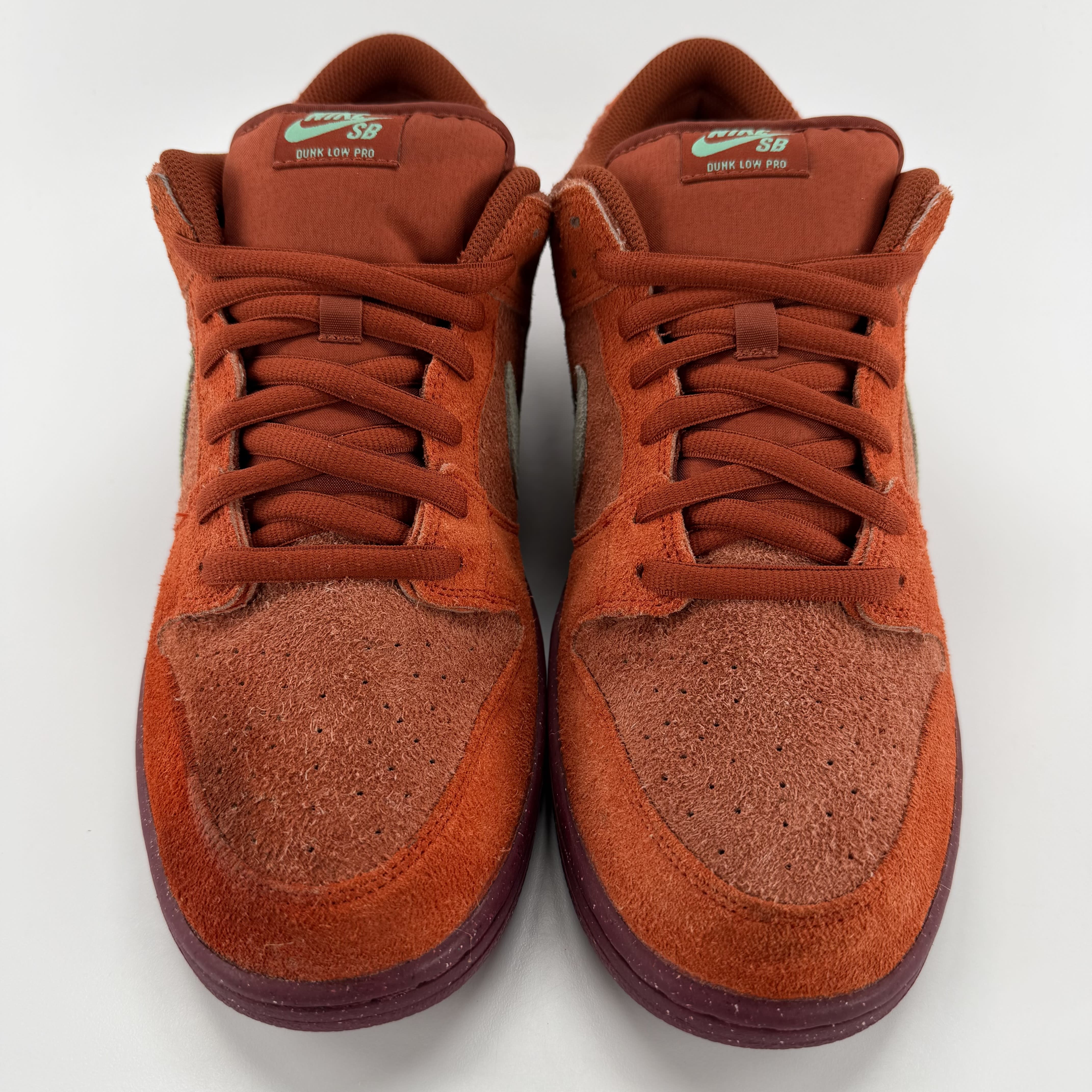 516352 Nike SB Dunk Low Mystic Red Rosewood