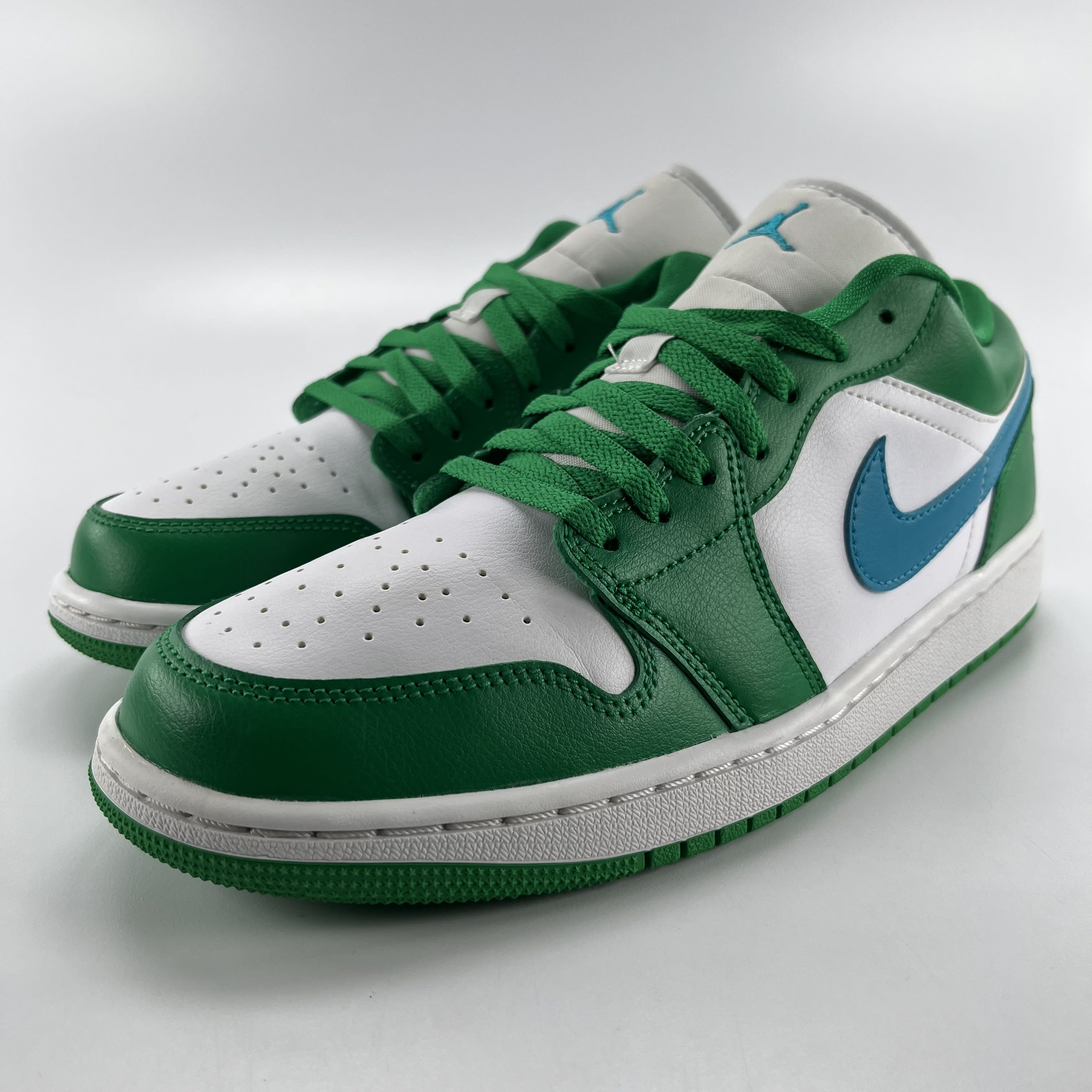 518159 Jordan 1 Low Lucky Green Aquatone (Women's)