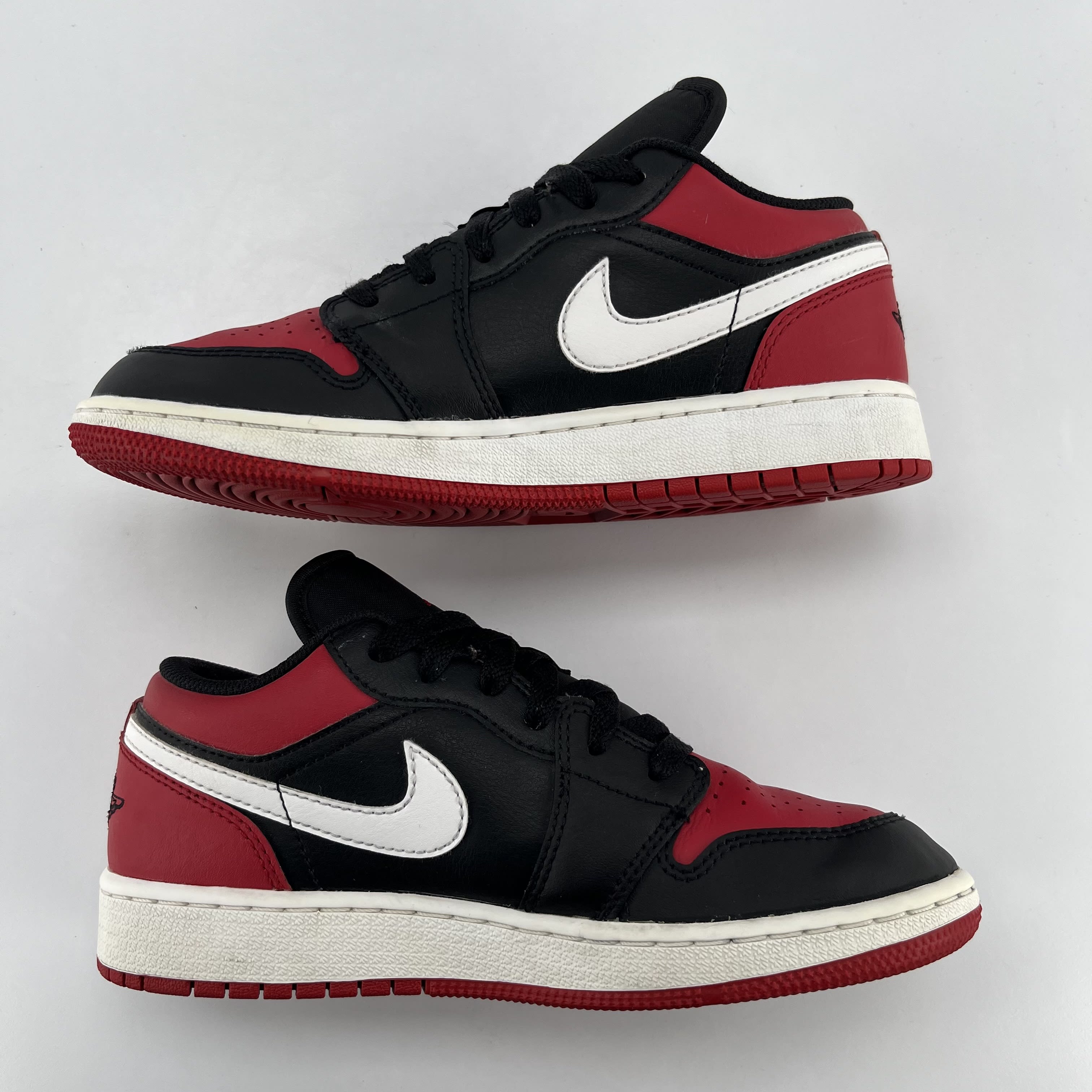 635939 Jordan 1 Low Alternate Bred Toe (GS)