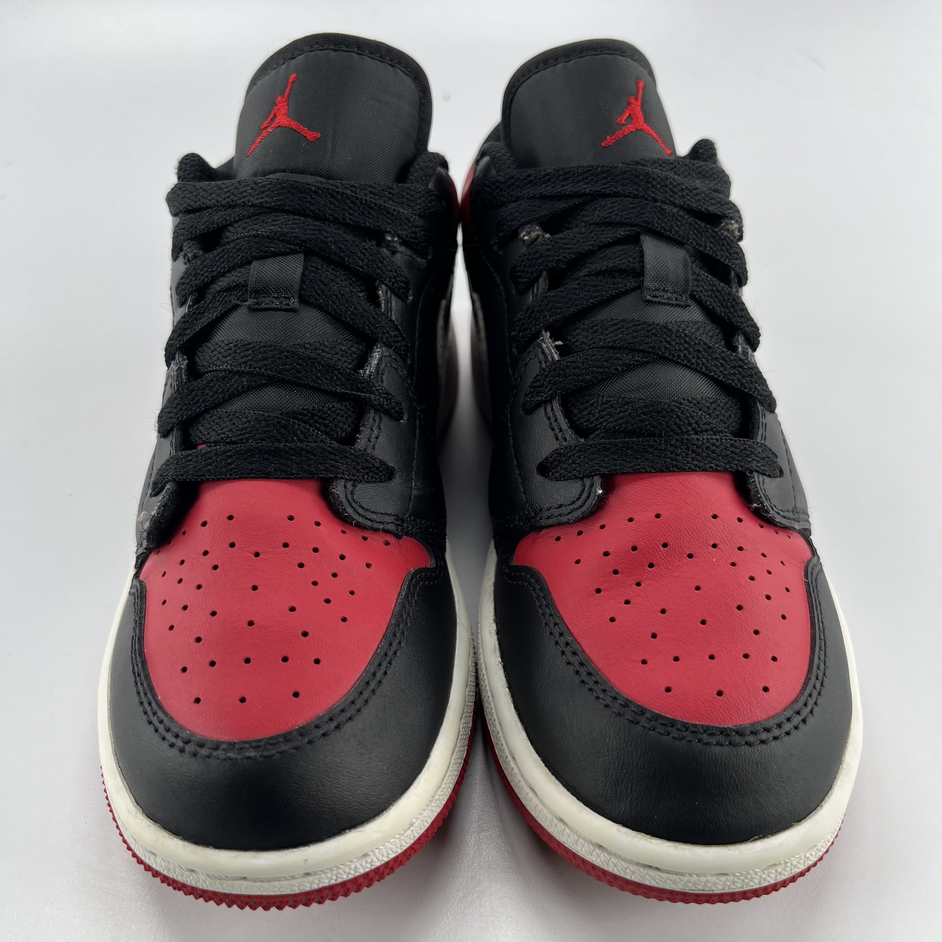 635939 Jordan 1 Low Alternate Bred Toe (GS)