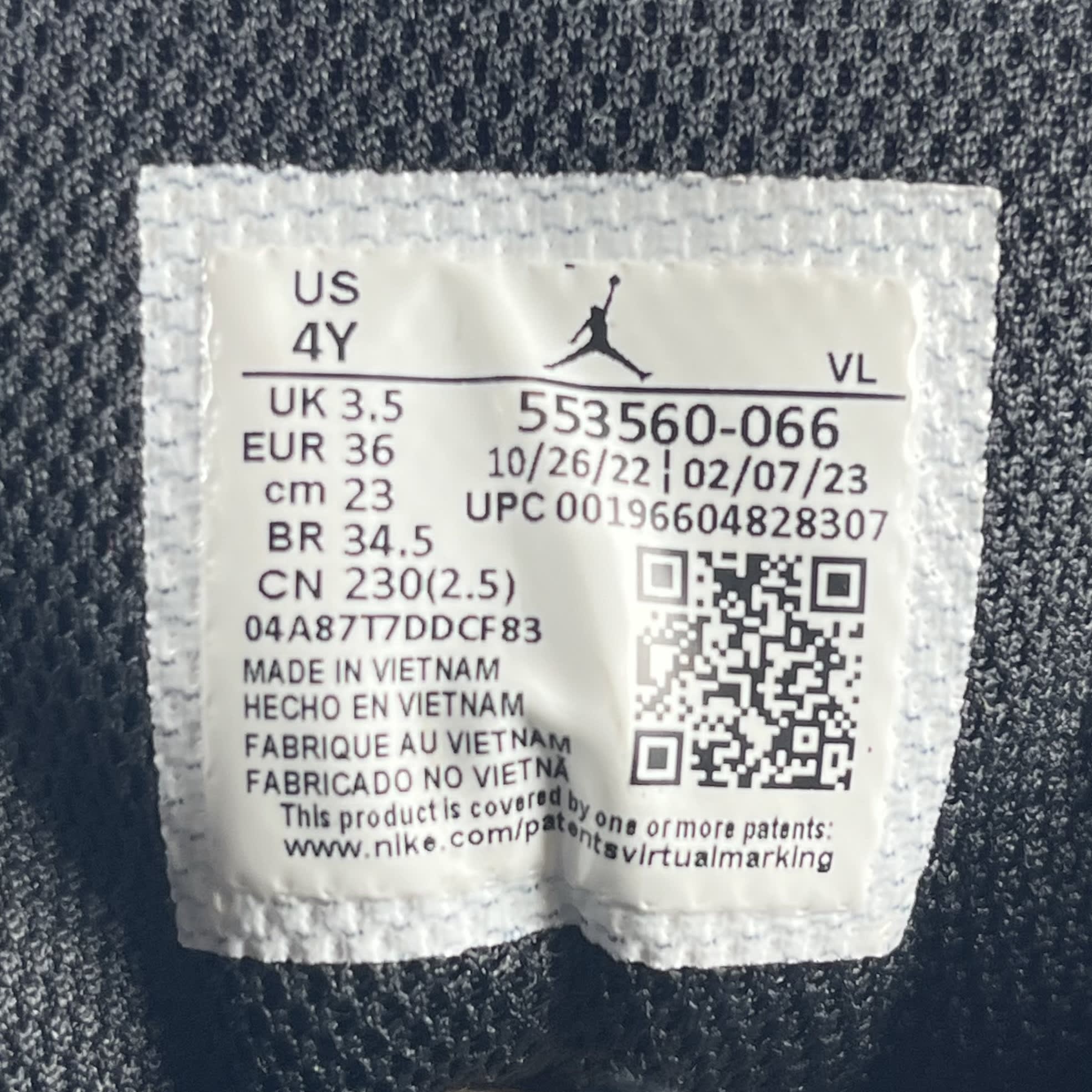 635939 Jordan 1 Low Alternate Bred Toe (GS)