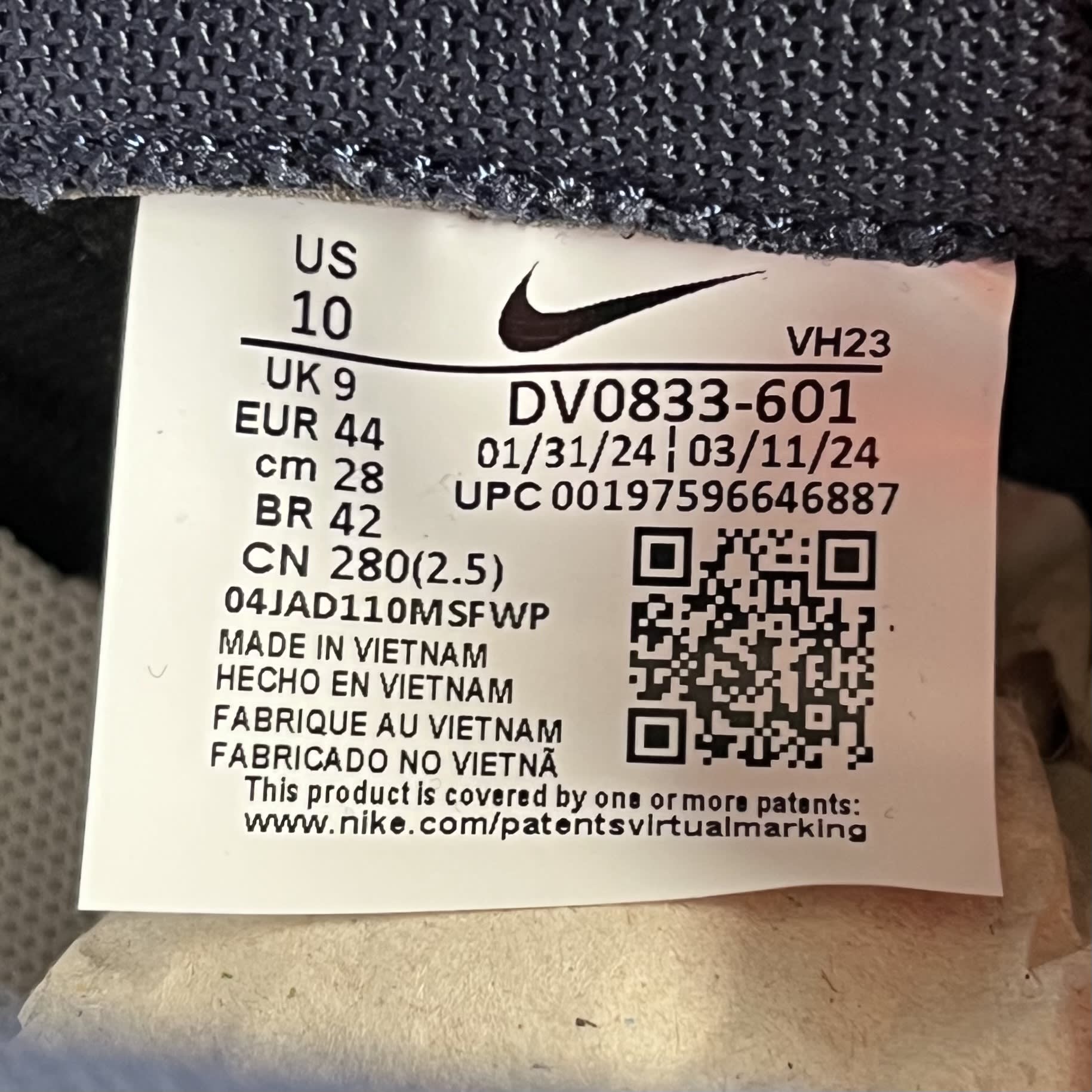 261806 Nike Dunk Low Retro SE CO.JP University Red Obsidian