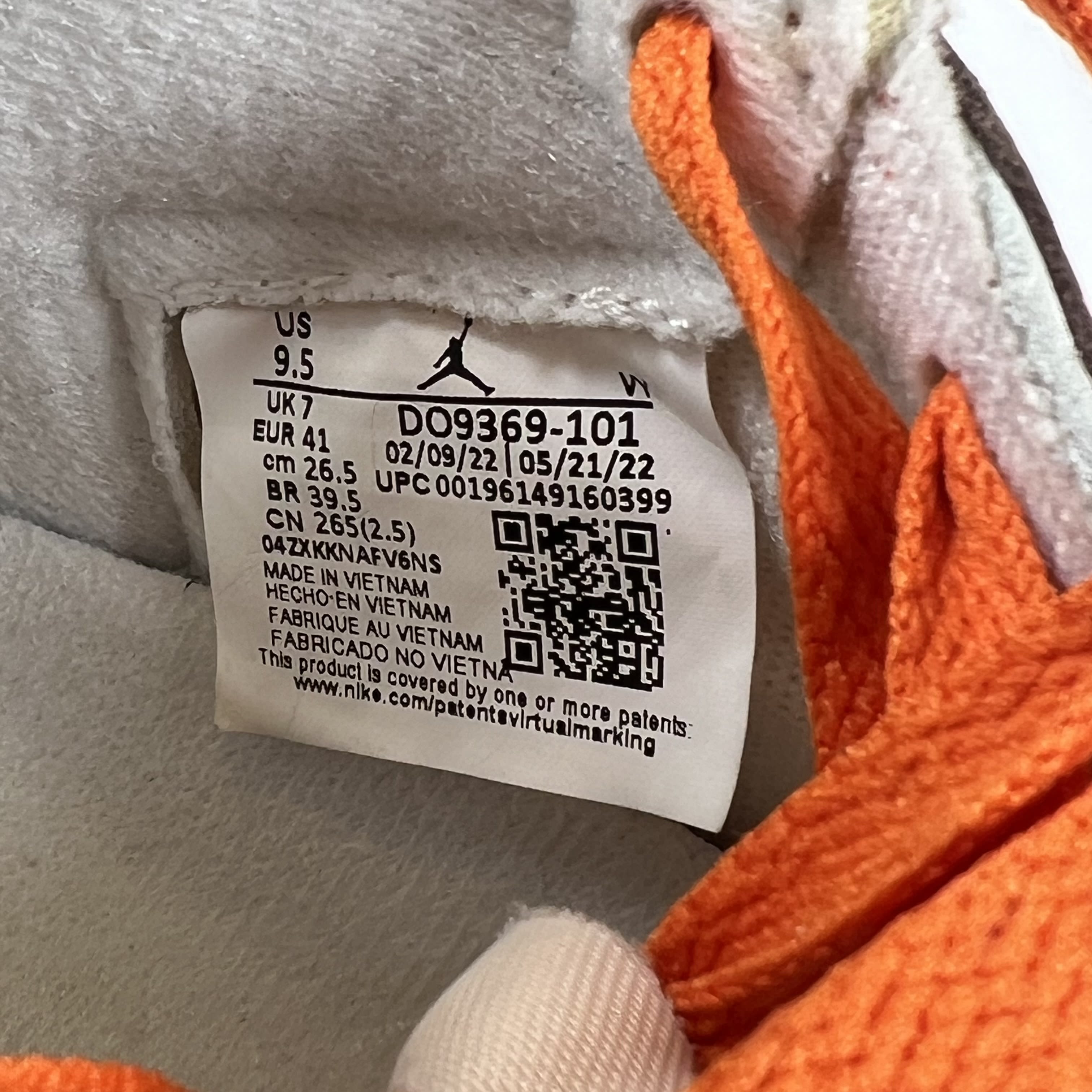 SP9007 Jordan 1 Retro High OG Starfish (Women's)