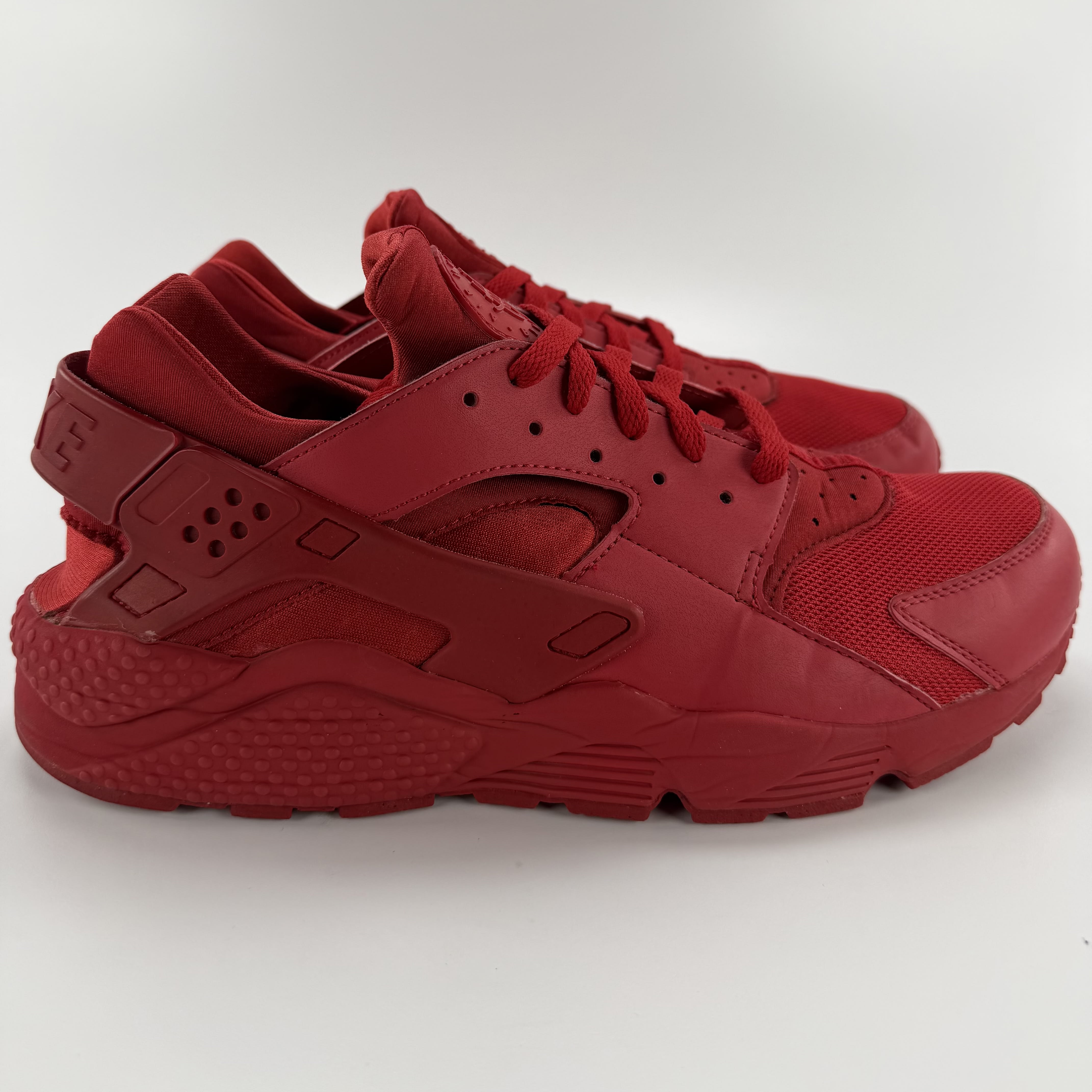 509630 Nike Air Huarache Triple Red